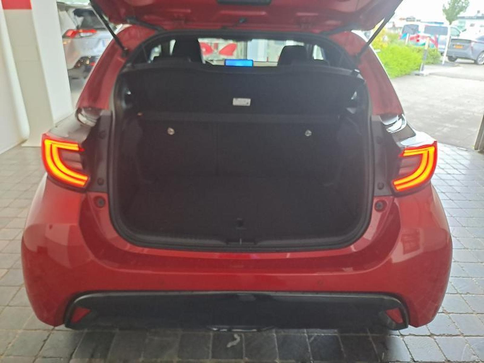 Toyota Yaris Style (2024) - Foto 17