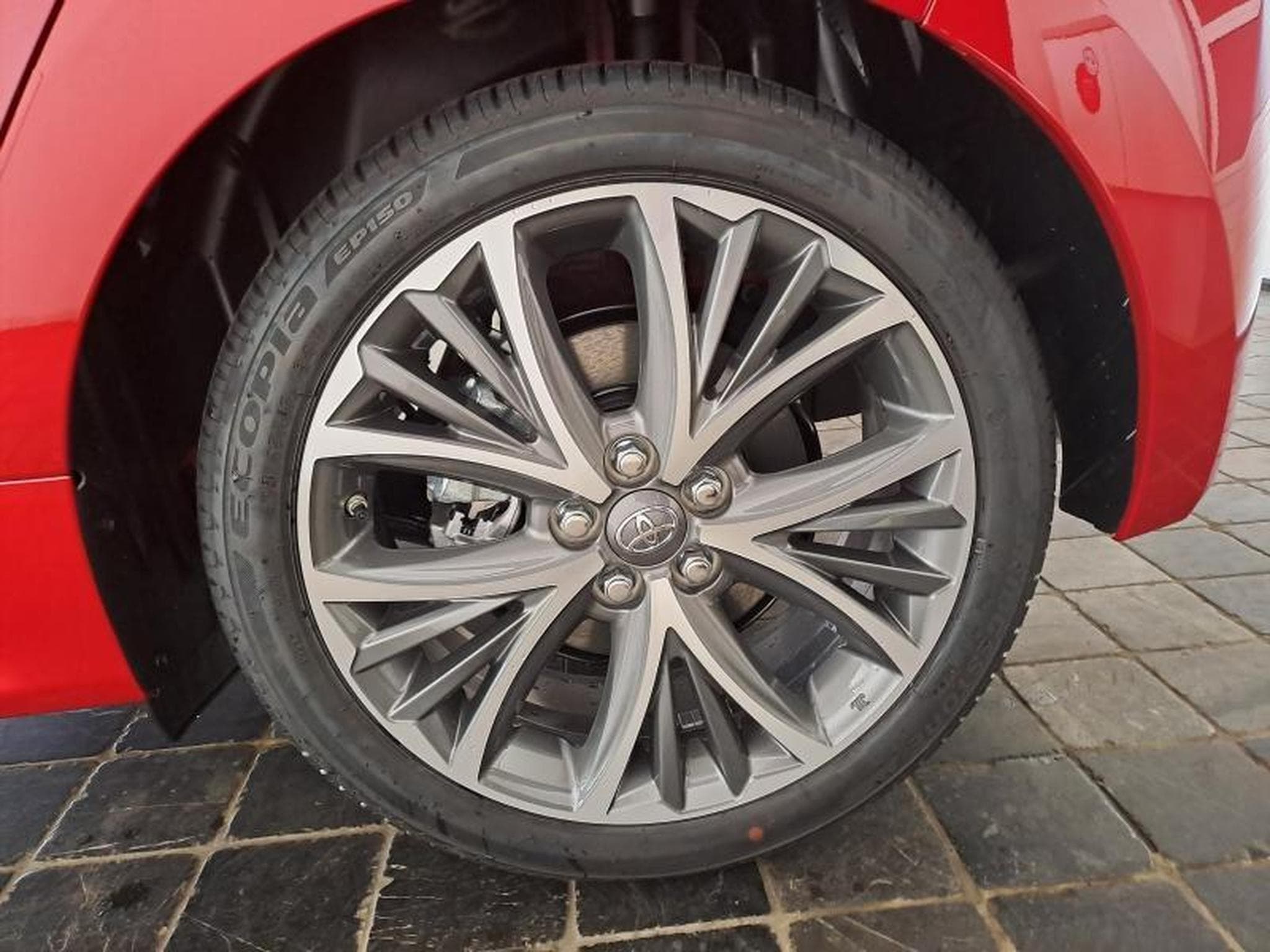 Toyota Yaris Style (2024) - Foto 18