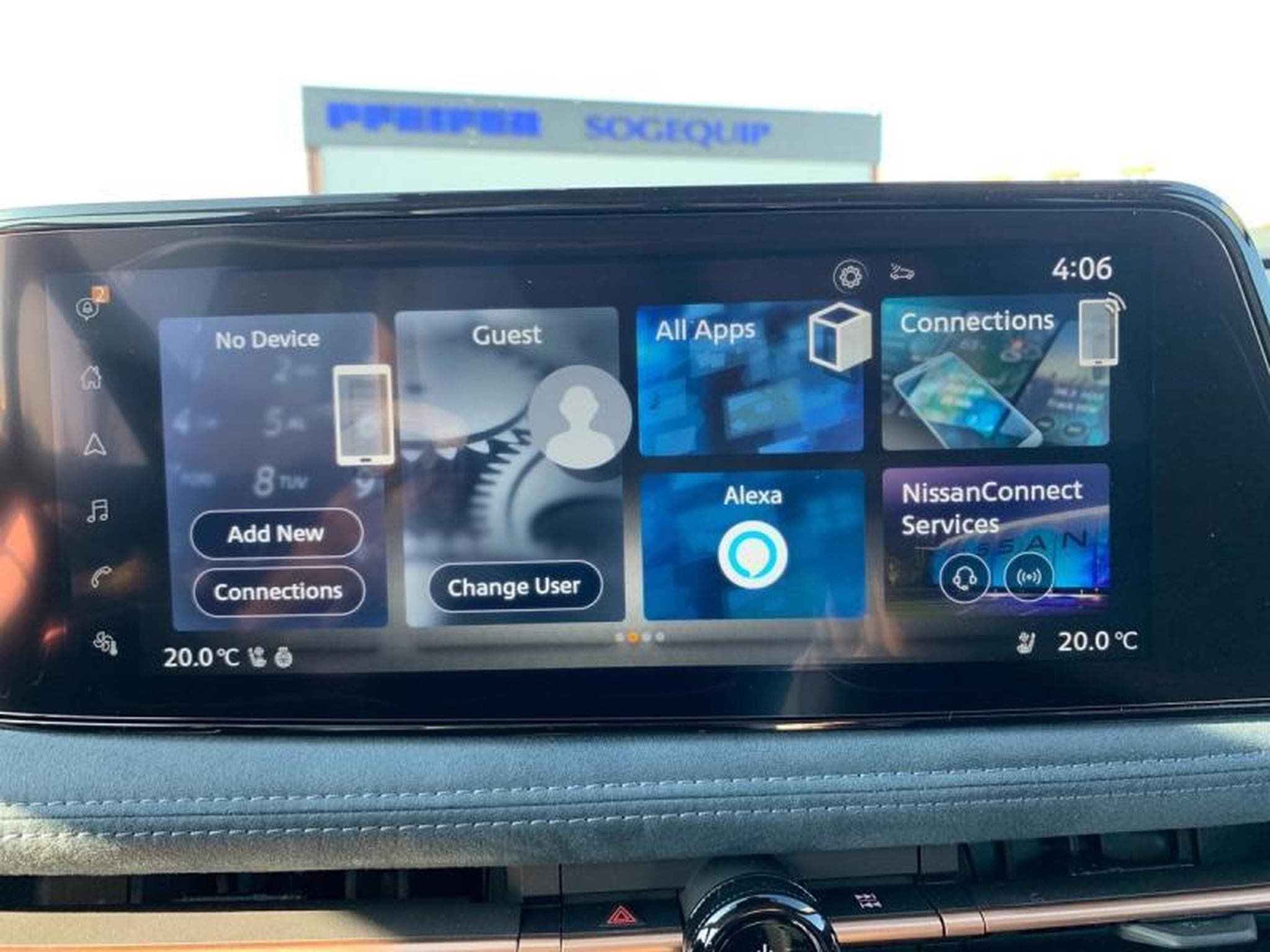 Nissan Ariya EVOLVE (2025) - Foto 10