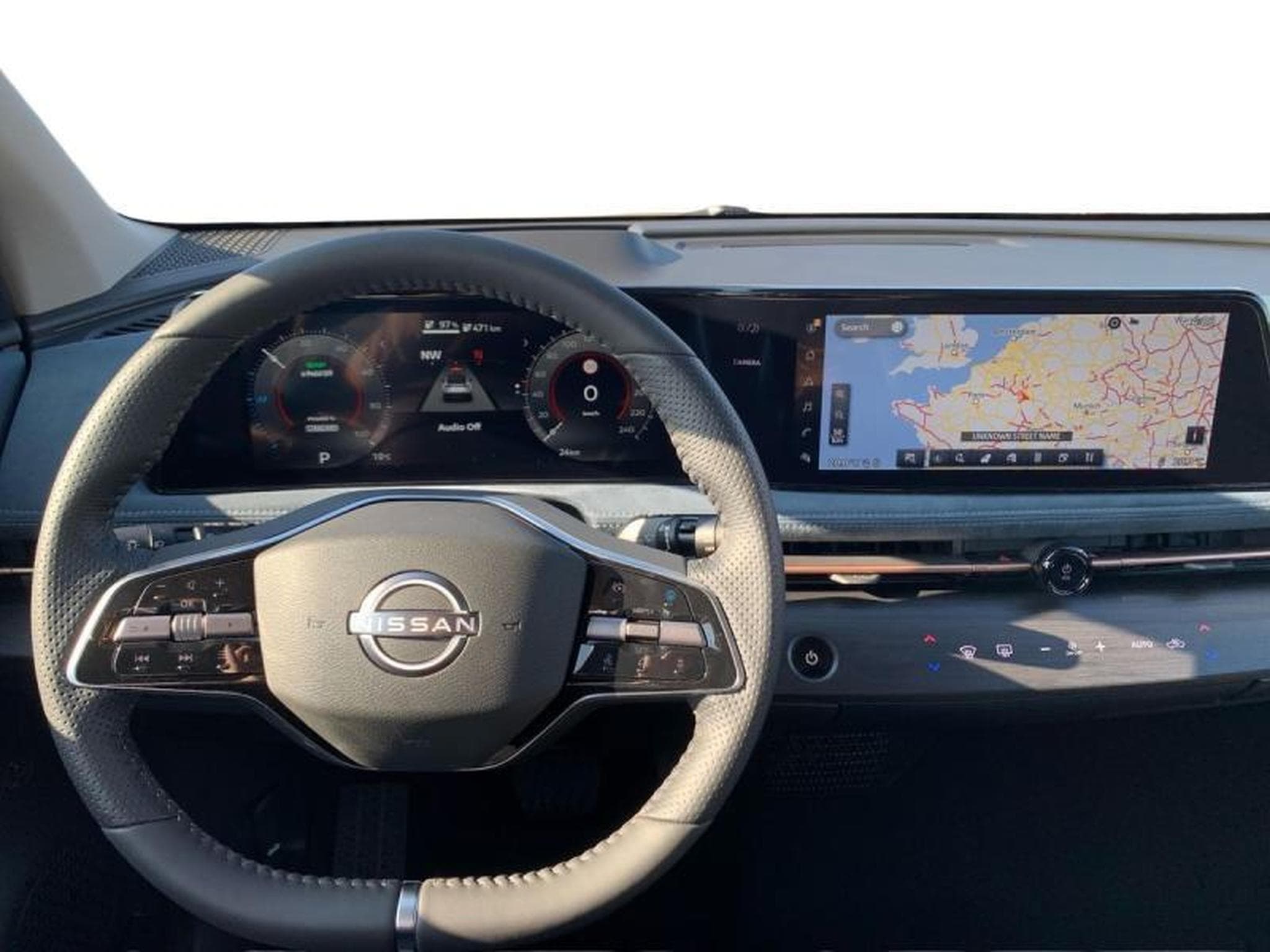 Nissan Ariya EVOLVE (2025) - Foto 8