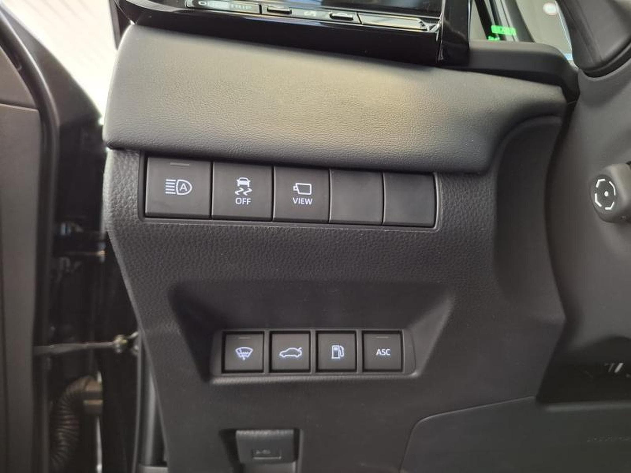 Toyota Mirai PREMIUM (2025) - Photo 18