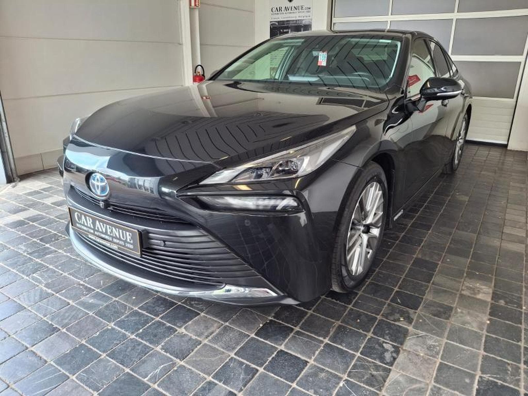 Toyota Mirai PREMIUM (2025) - Photo 23
