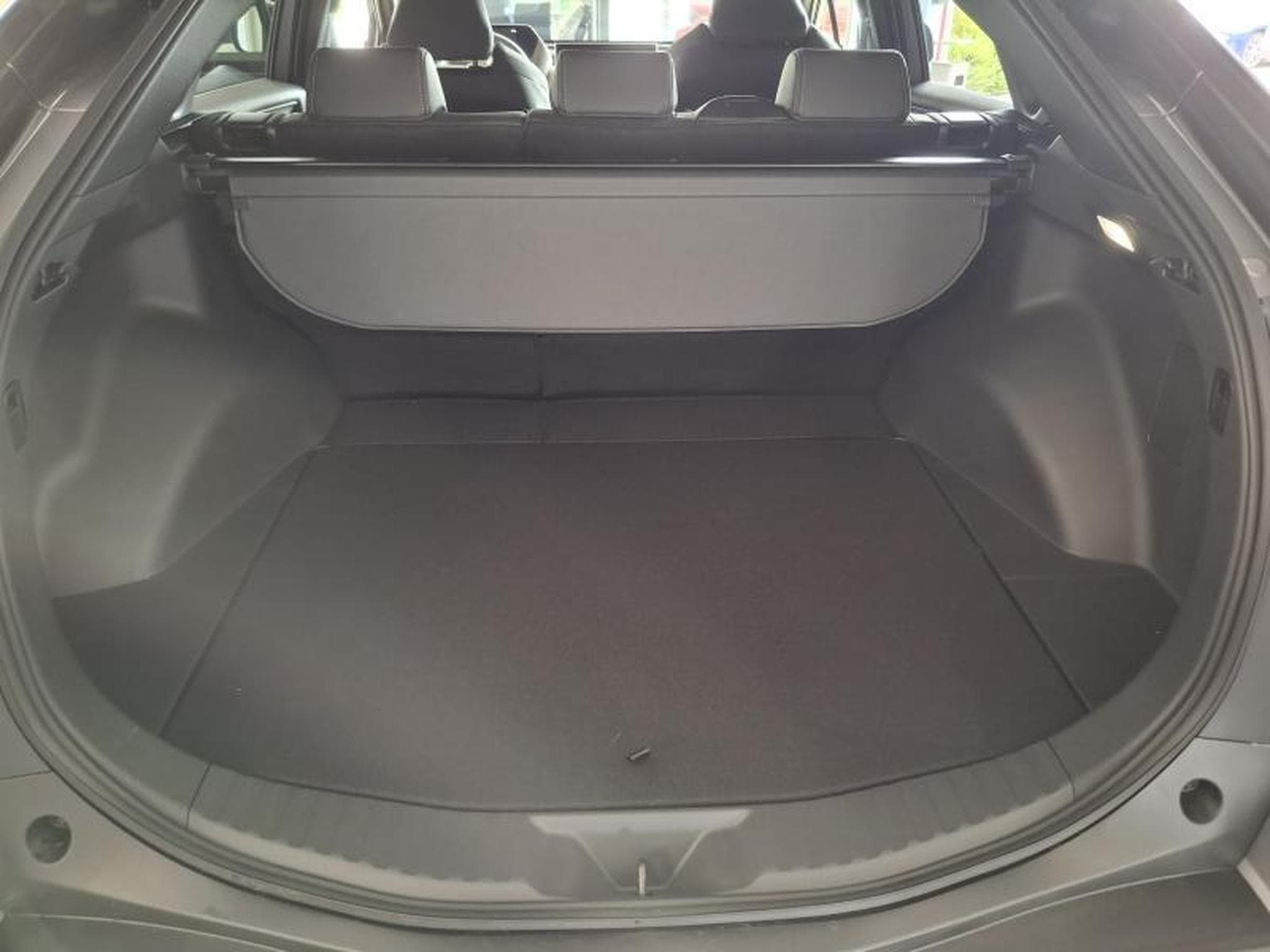 Toyota bZ4X Business Plus 2WD (2025) - Foto 14