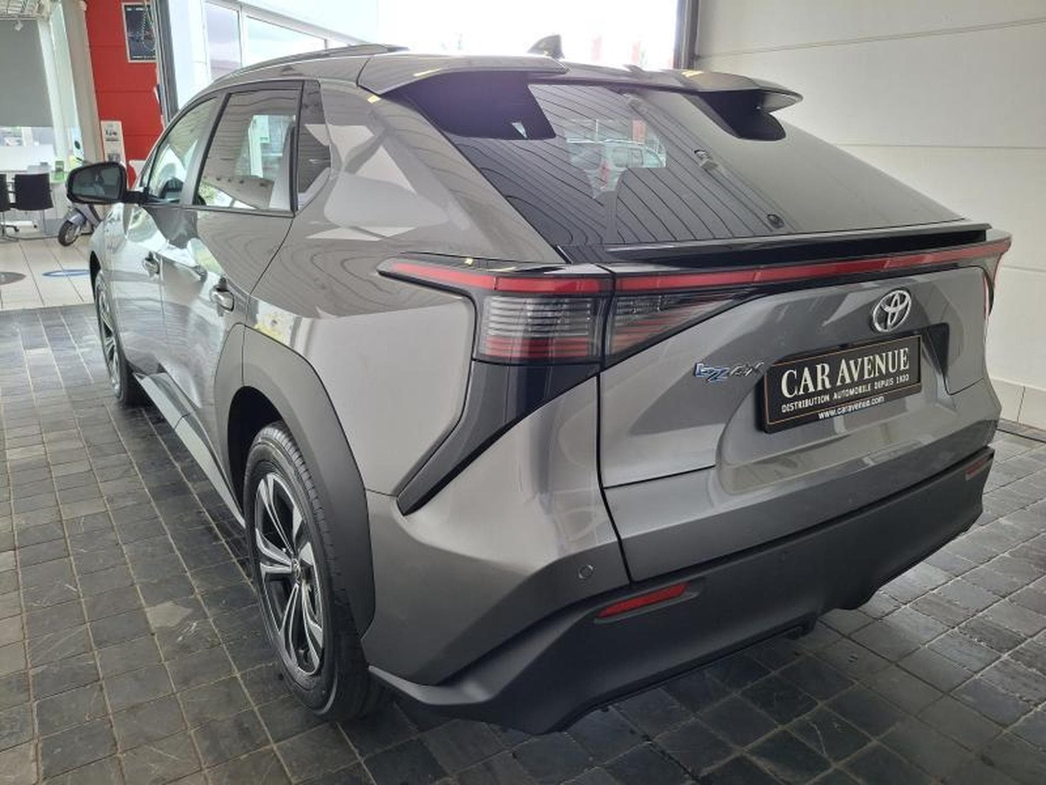 Toyota bZ4X Business Plus 2WD (2025) - Foto 6