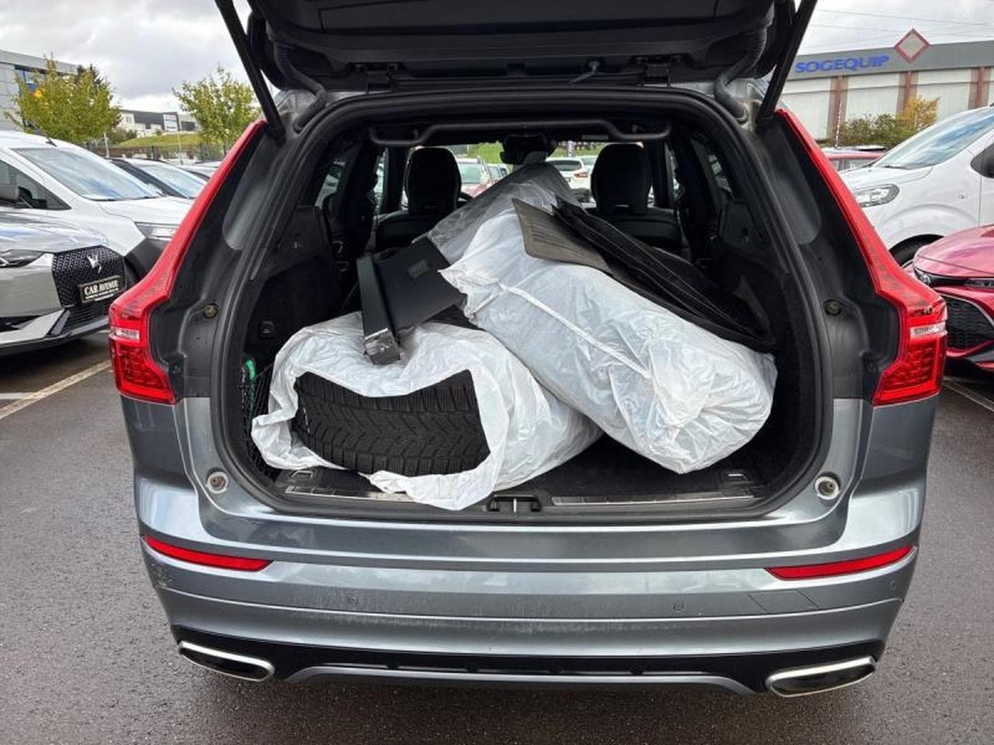 Volvo XC60 AIR LINE (2020) - Foto 12