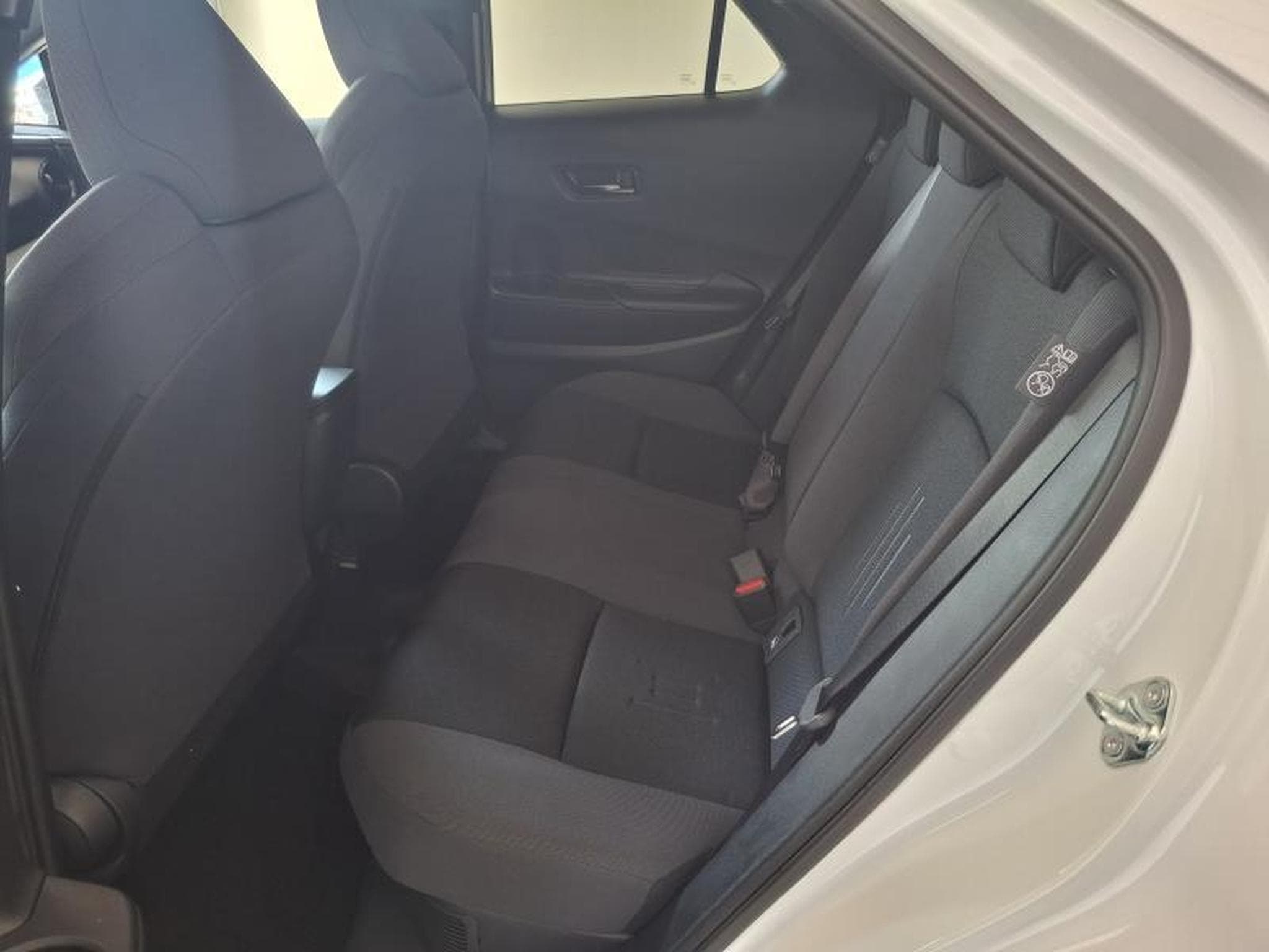 Toyota C-HR Elite PHEV (2025) - Foto 12