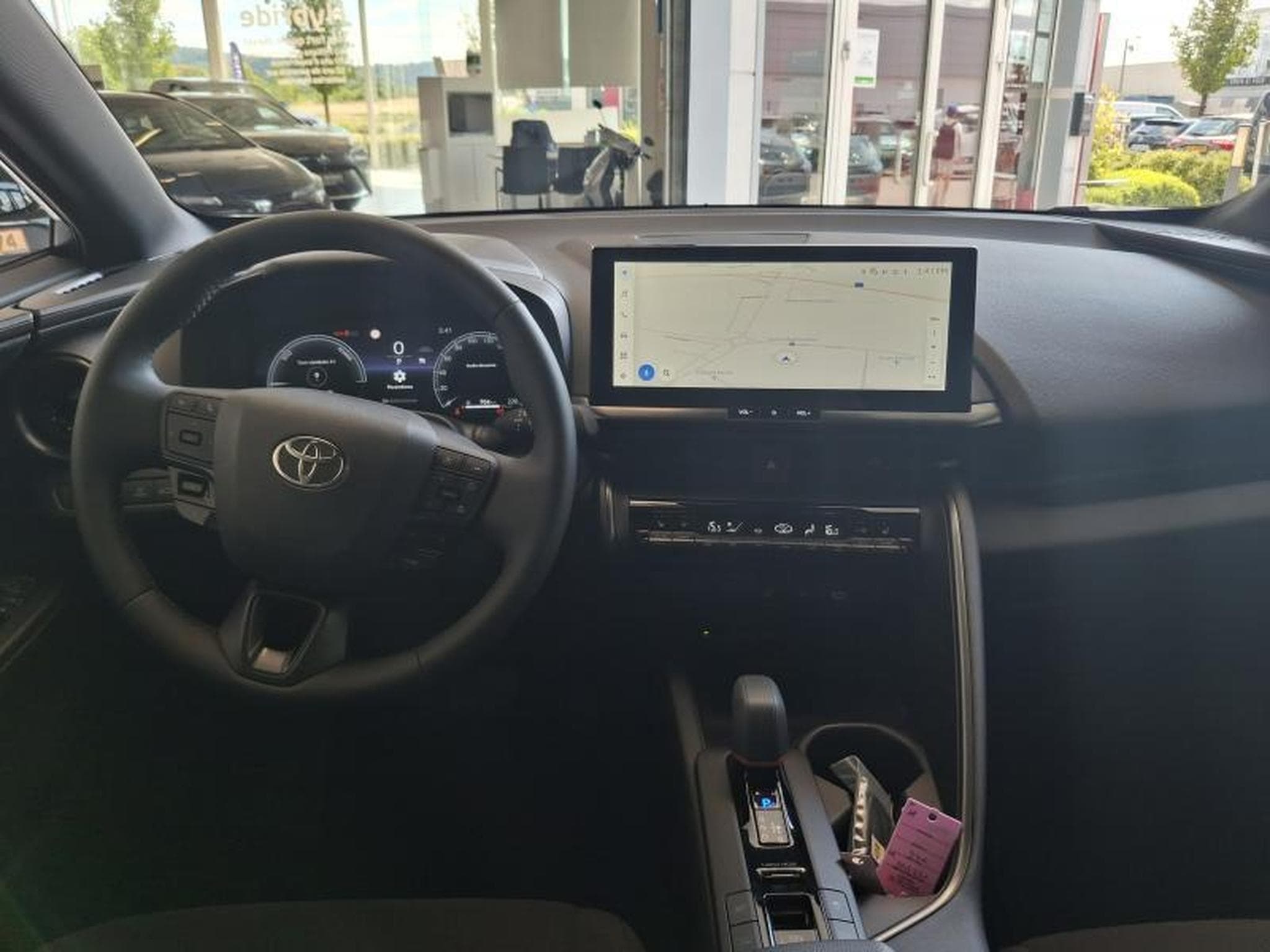 Toyota C-HR Elite PHEV (2025) - Foto 8