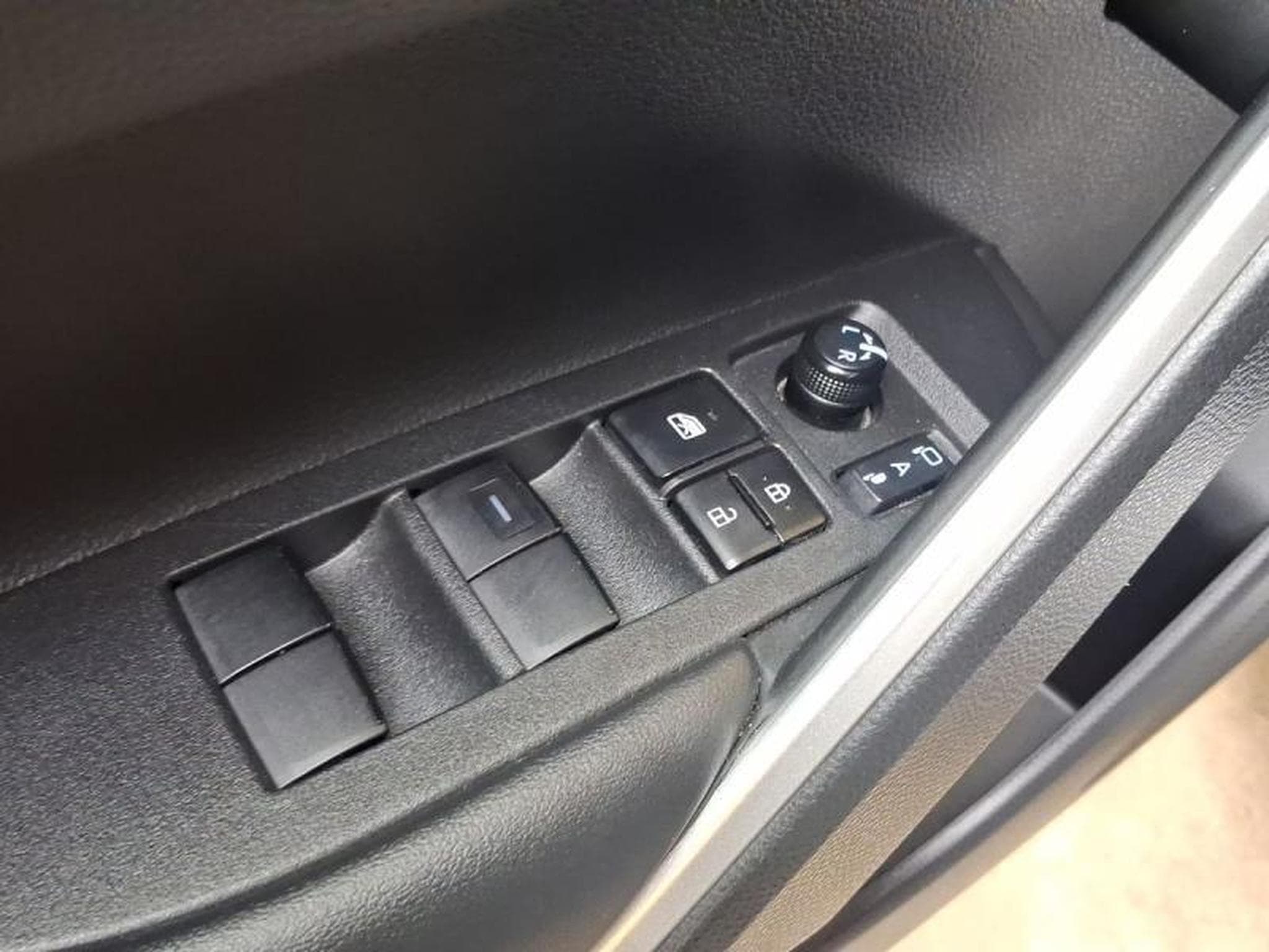 Toyota Corolla Cross  2022 (2024) - Foto 19