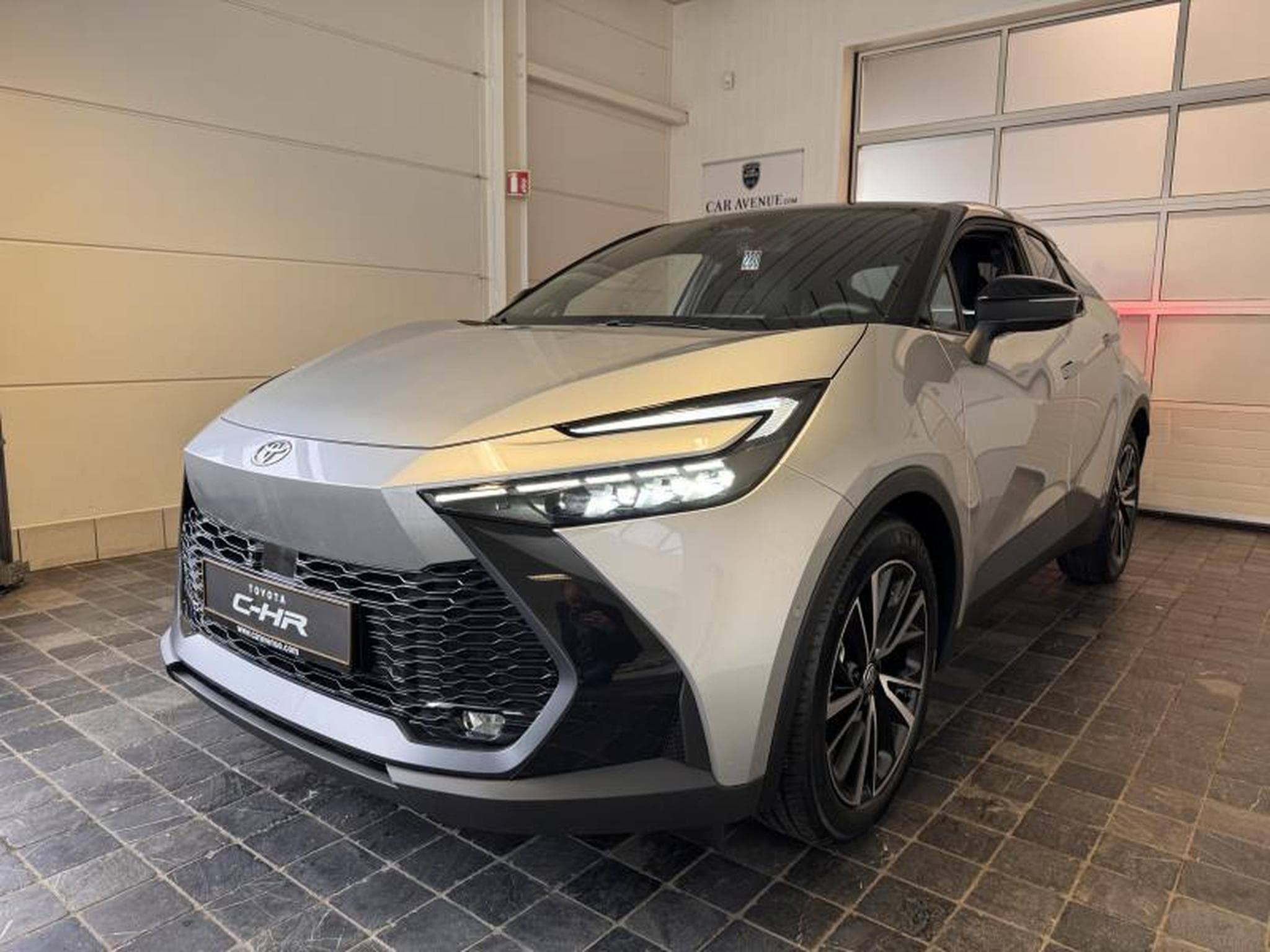 Toyota C-HR PRIME + Luxury Pack (2025) - Foto 17