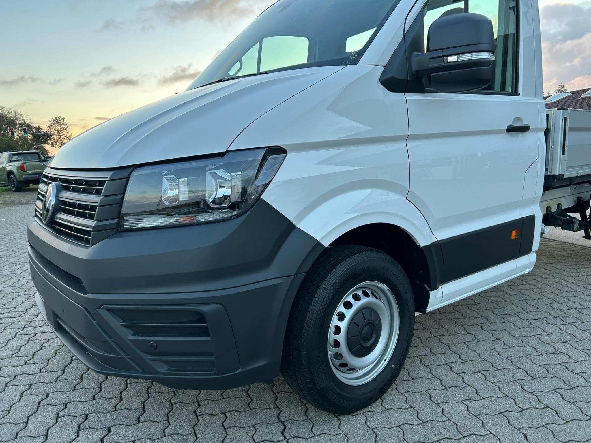 VW Crafter 35 2.0 TDI (2026) - Foto 2