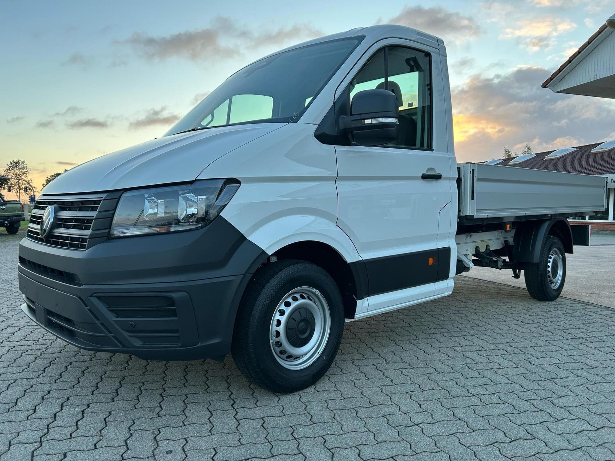 VW Crafter 35 2.0 TDI (2026) - Foto 1