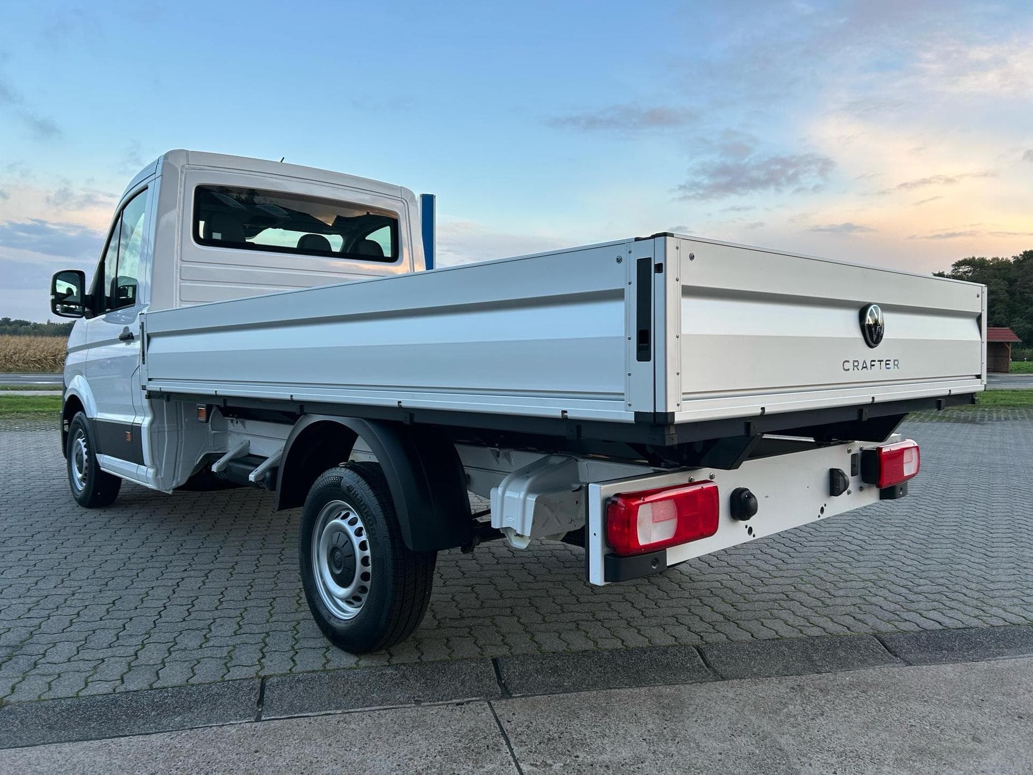 VW Crafter 35 2.0 TDI (2026) - Foto 16