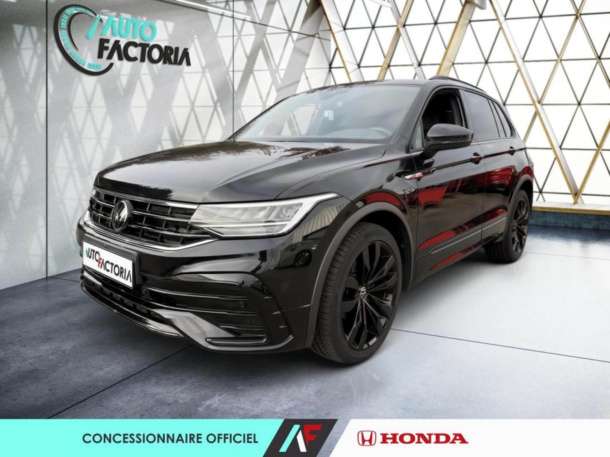 VW Tiguan -37% 2.0 TDI 150Ch R-Line (2024) - Photo 1