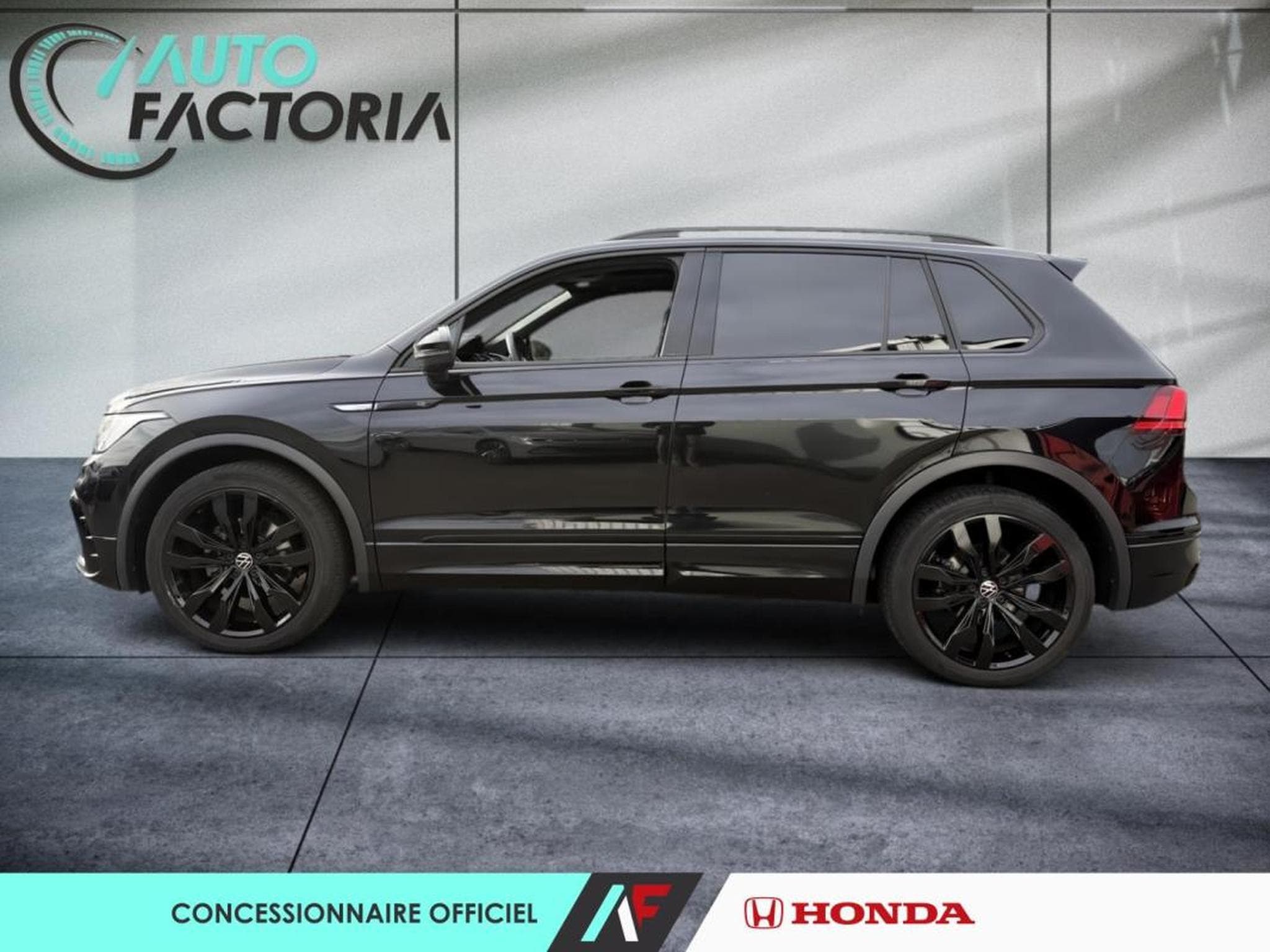 VW Tiguan -37% 2.0 TDI 150Ch R-Line (2024) - Photo 2