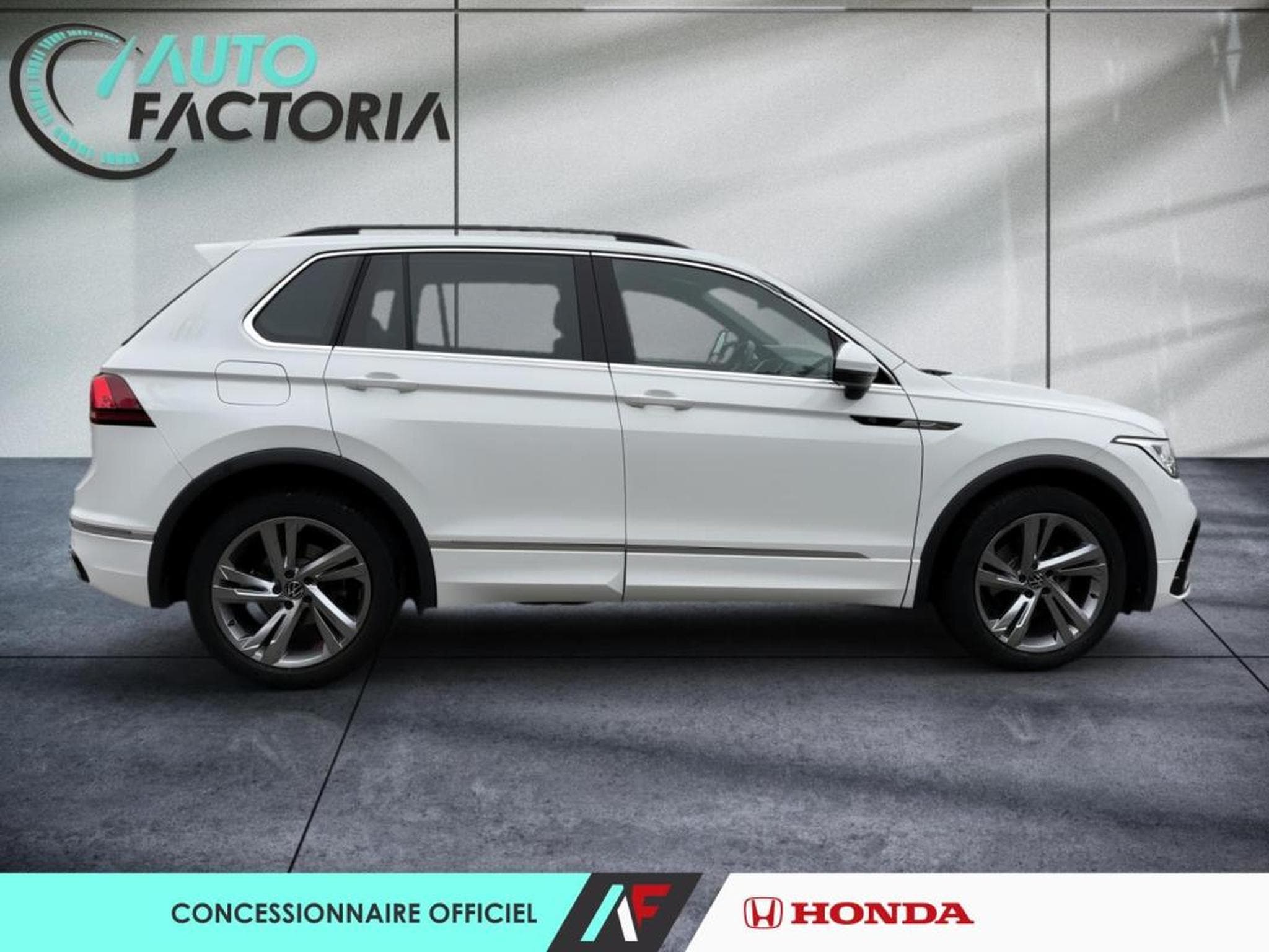 VW Tiguan -35% 1.5 TSI R-Line 150Ch (2024) - Photo 6