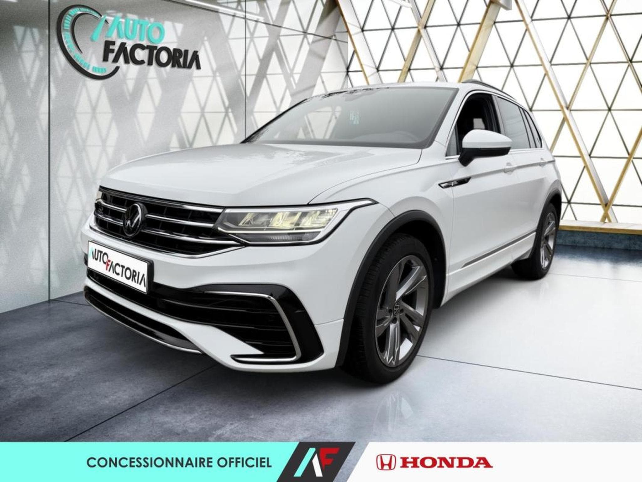 VW Tiguan -35% 1.5 TSI R-Line 150Ch (2024) - Photo 1