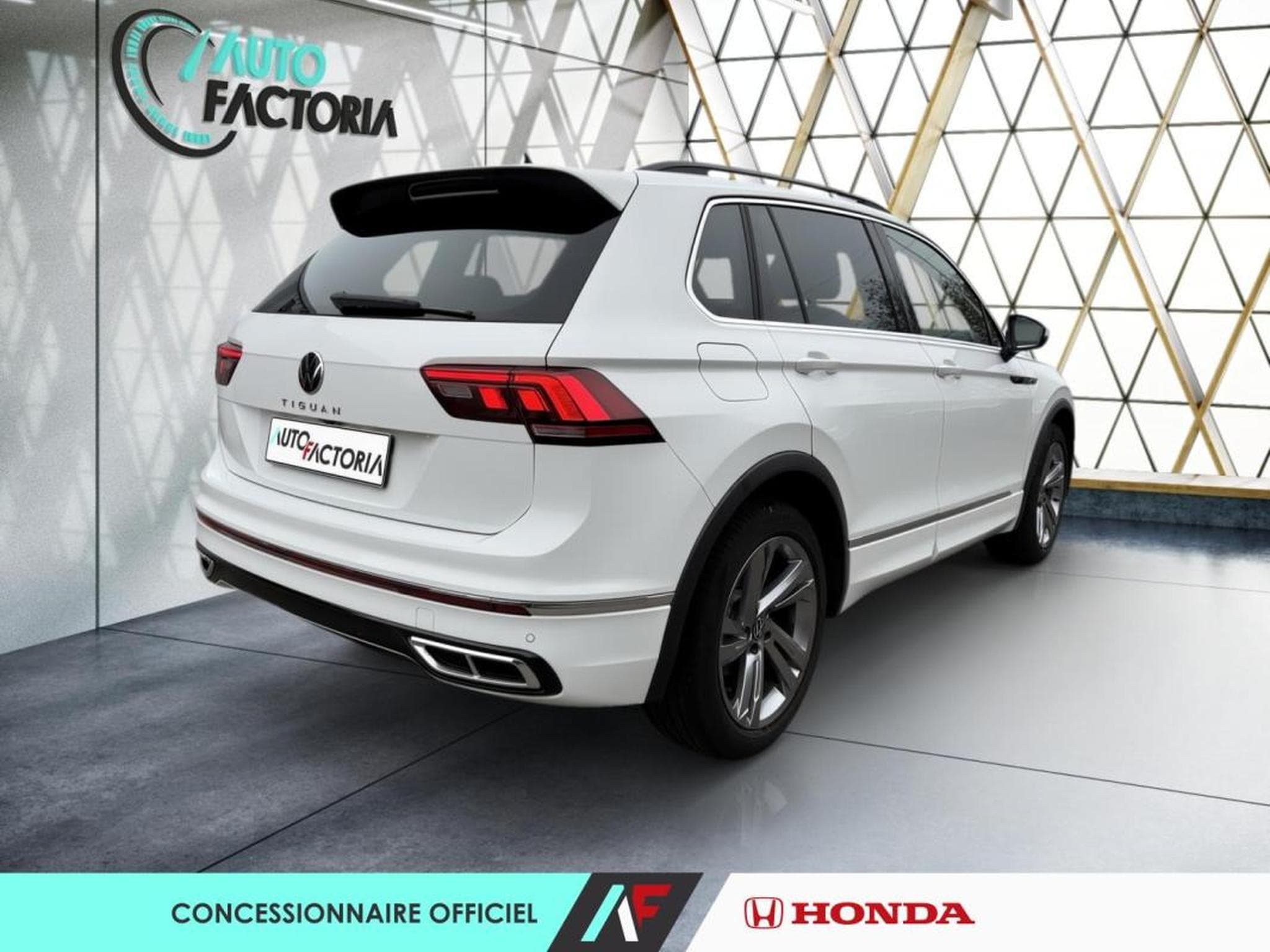 VW Tiguan -35% 1.5 TSI R-Line 150Ch (2024) - Photo 5