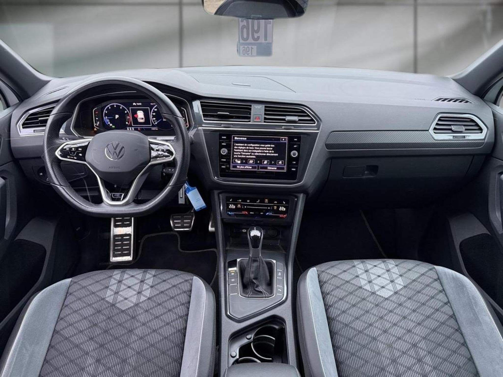 VW Tiguan -35% 1.5 TSI R-Line 150Ch (2024) - Photo 10
