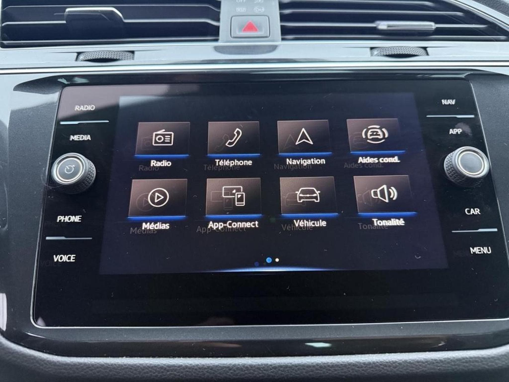 VW Tiguan -35% 1.5 TSI R-Line 150Ch (2024) - Photo 18