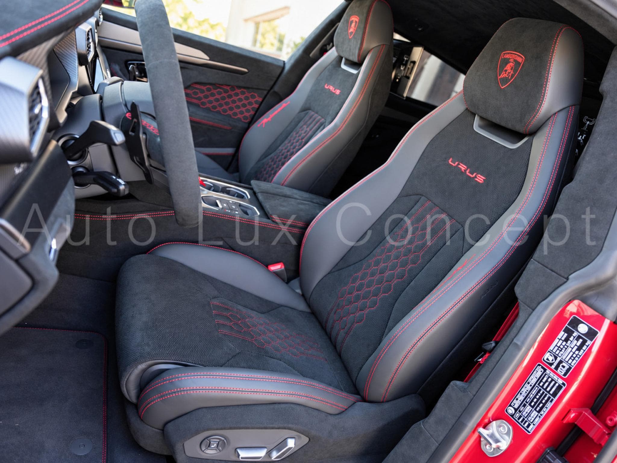 Lamborghini Urus Performante (2025) - Photo 7