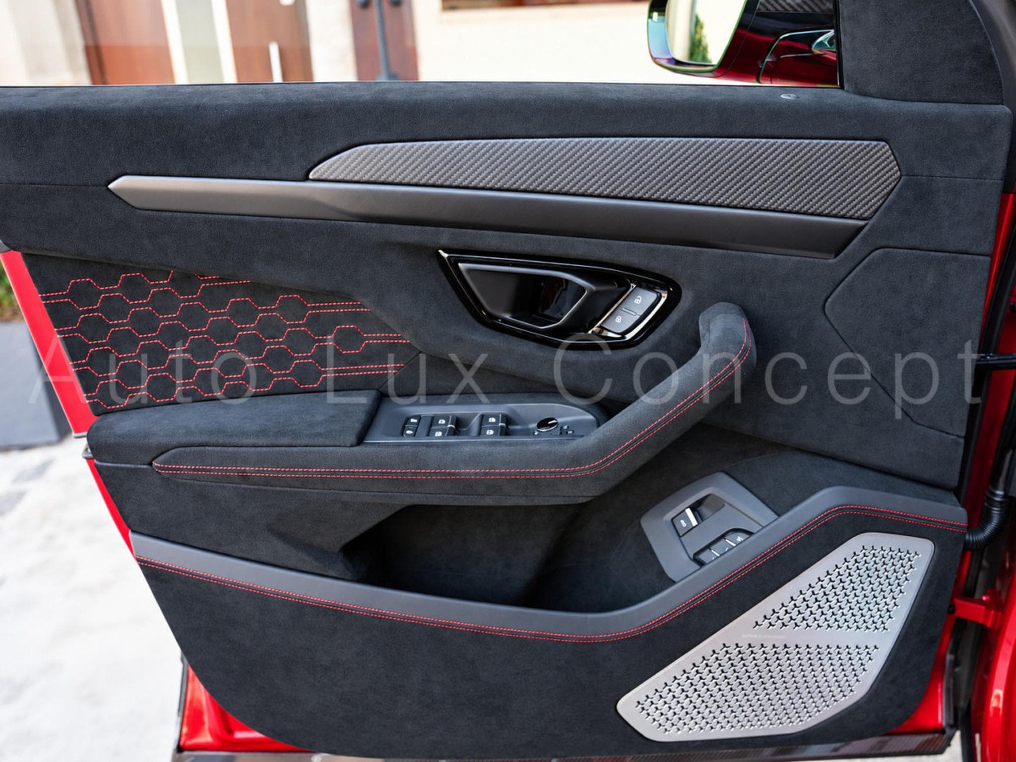 Lamborghini Urus Performante (2025) - Photo 18