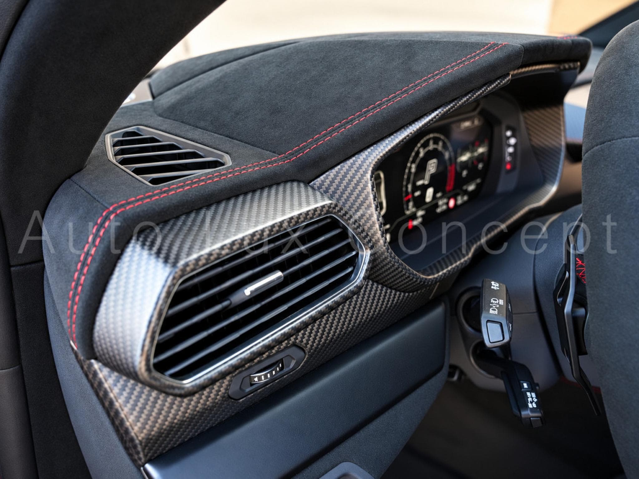 Lamborghini Urus Performante (2025) - Photo 19