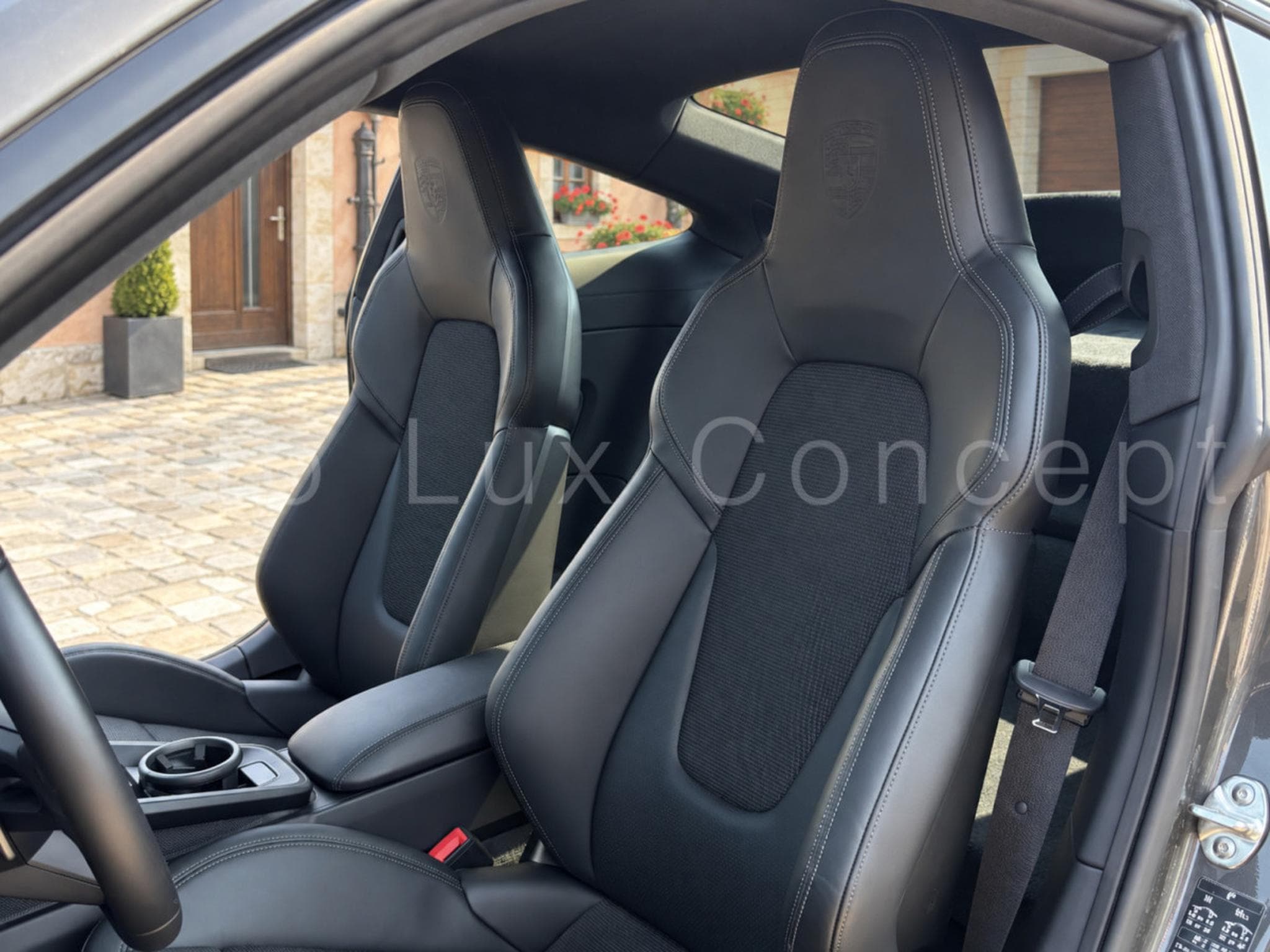 Porsche 911 911 GT3 Pack Touring (2021) - Photo 9