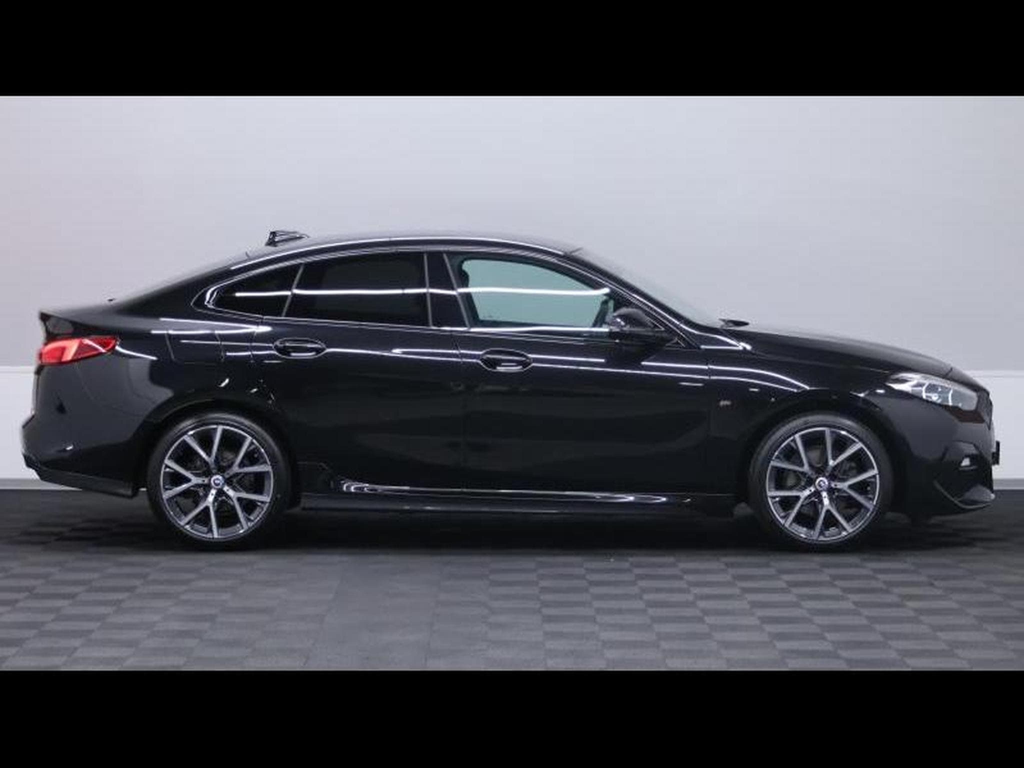 BMW 218 i Gran Coupé M Sport Steptronic (2023) - Photo 3