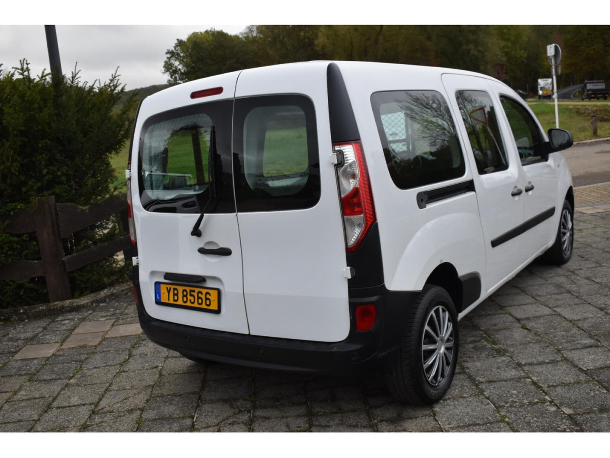 Renault Kangoo 1,5 DCi 95 Maxi (2020) - Photo 4