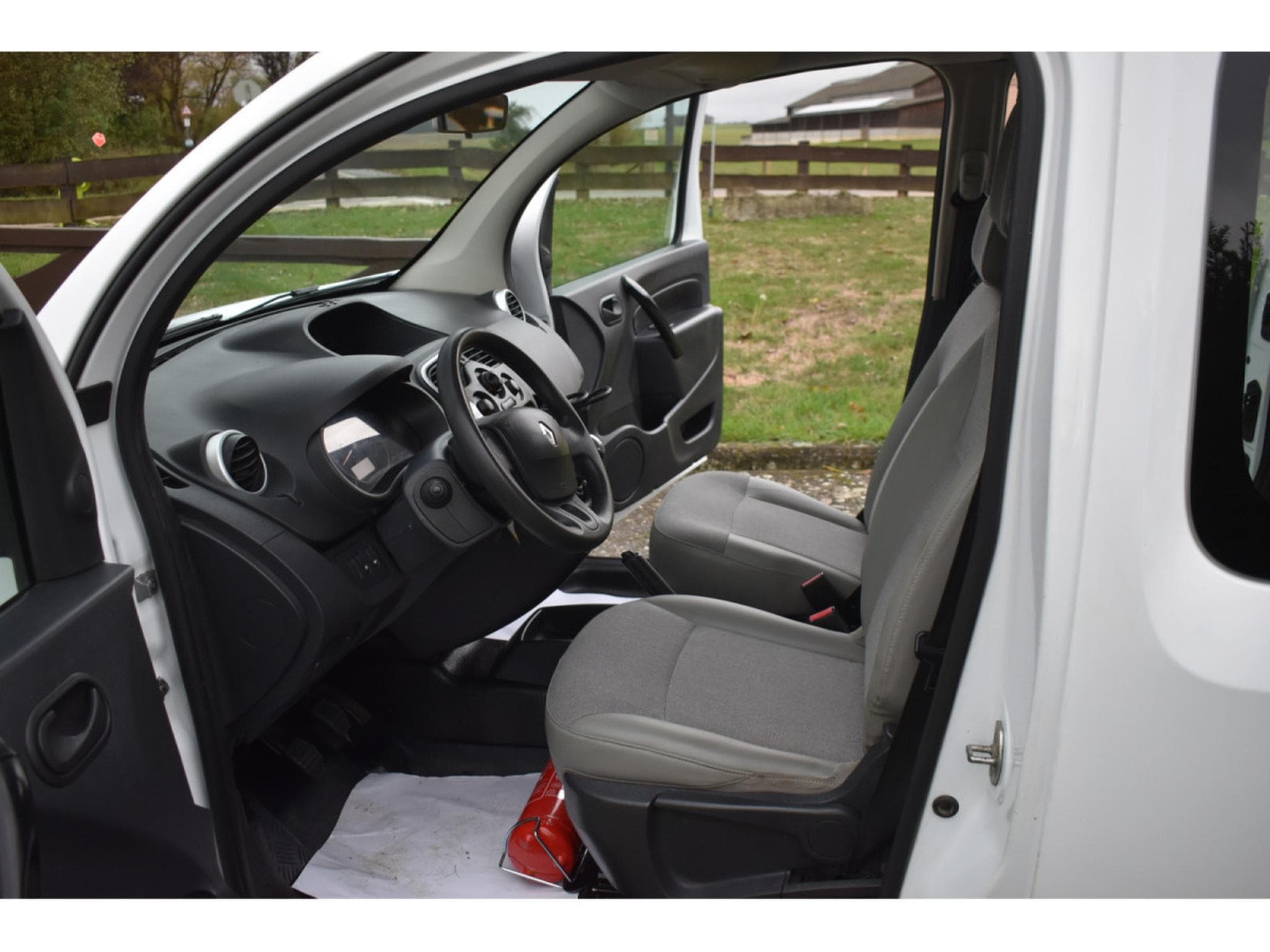 Renault Kangoo 1,5 DCi 95 Maxi (2020) - Photo 9
