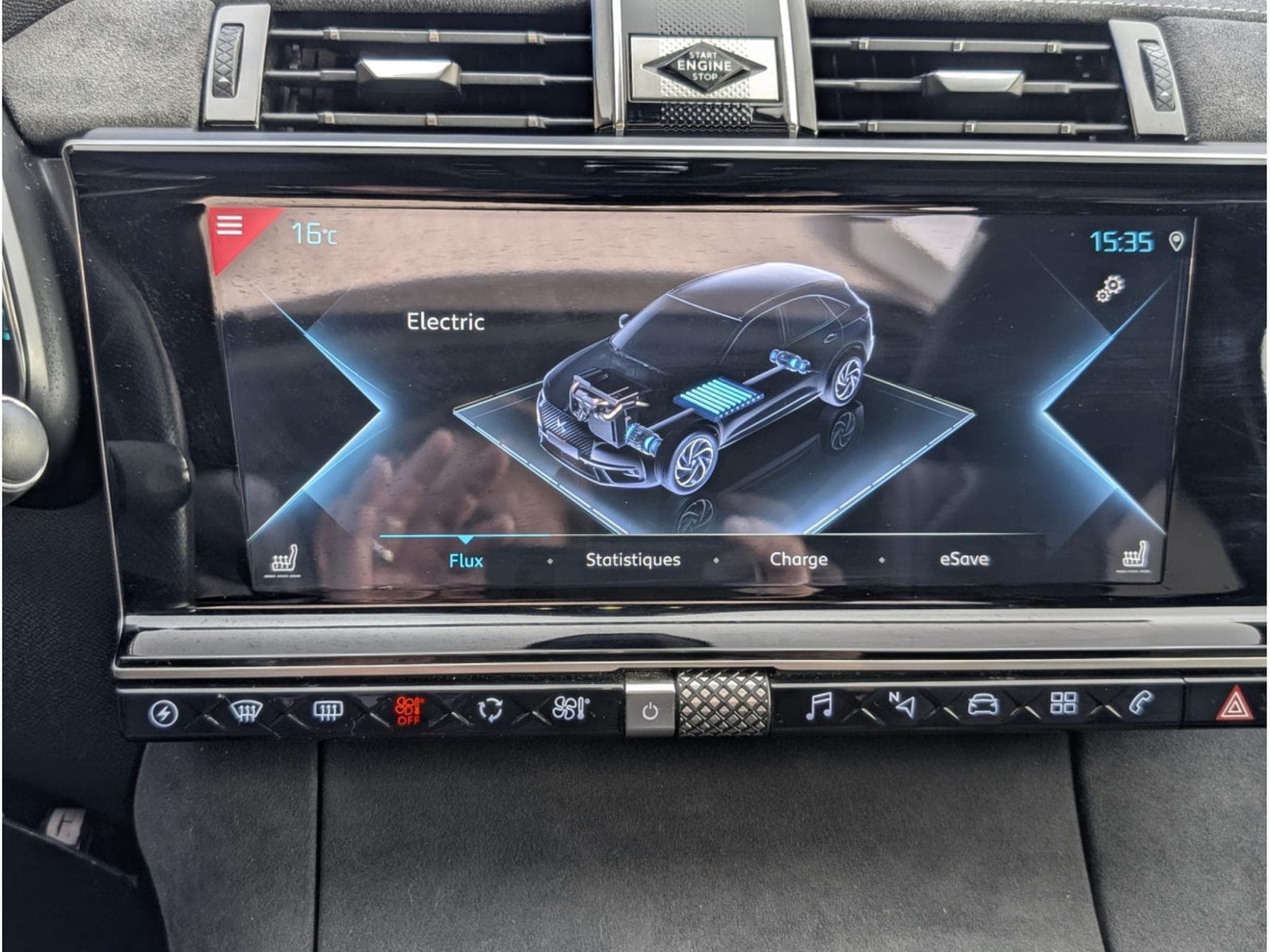 DS Automobiles DS7 CROSSBACK E-TENSE 4X4 (2020) - Photo 15