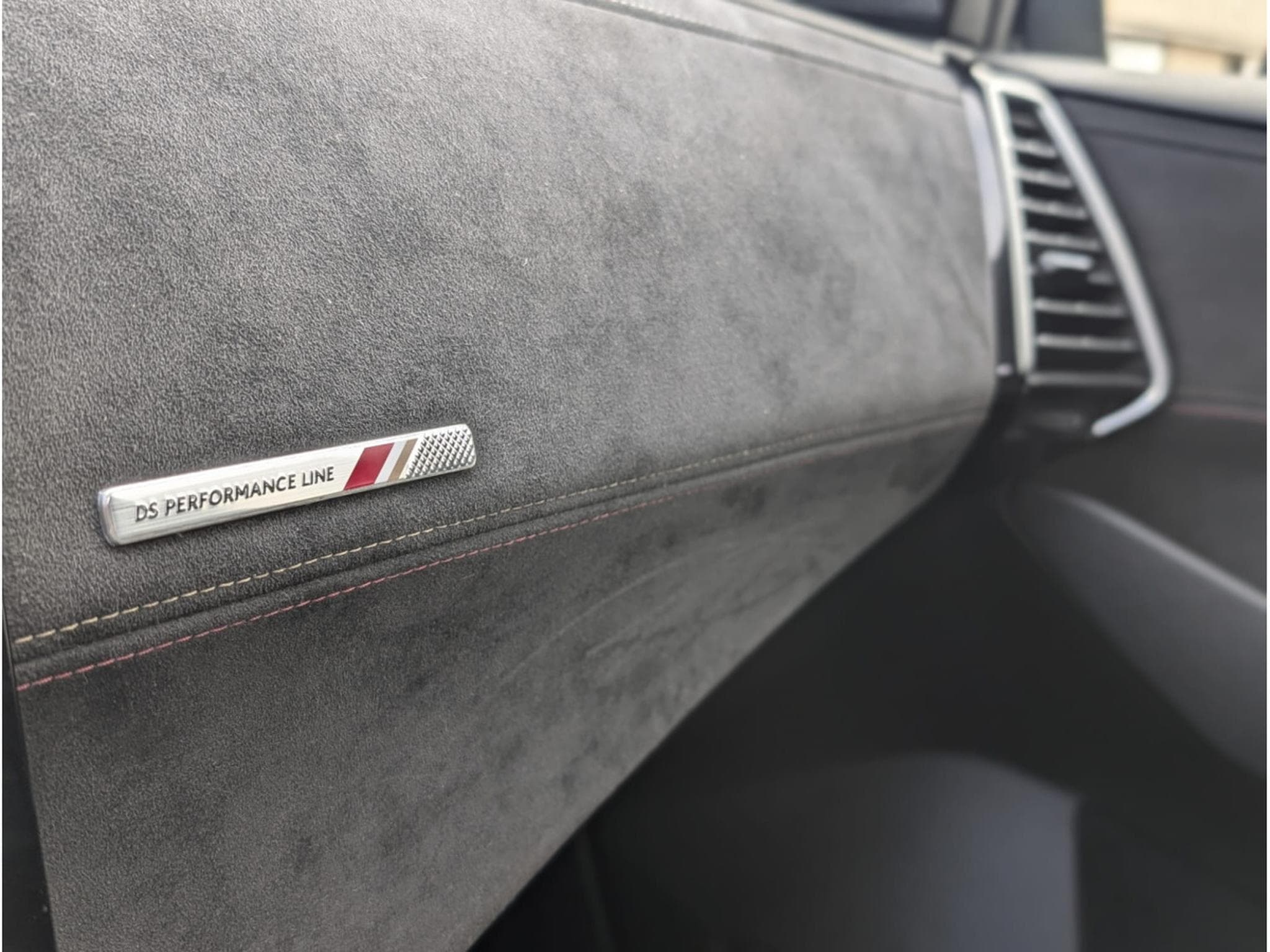 DS Automobiles DS7 CROSSBACK E-TENSE 4X4 (2020) - Photo 22