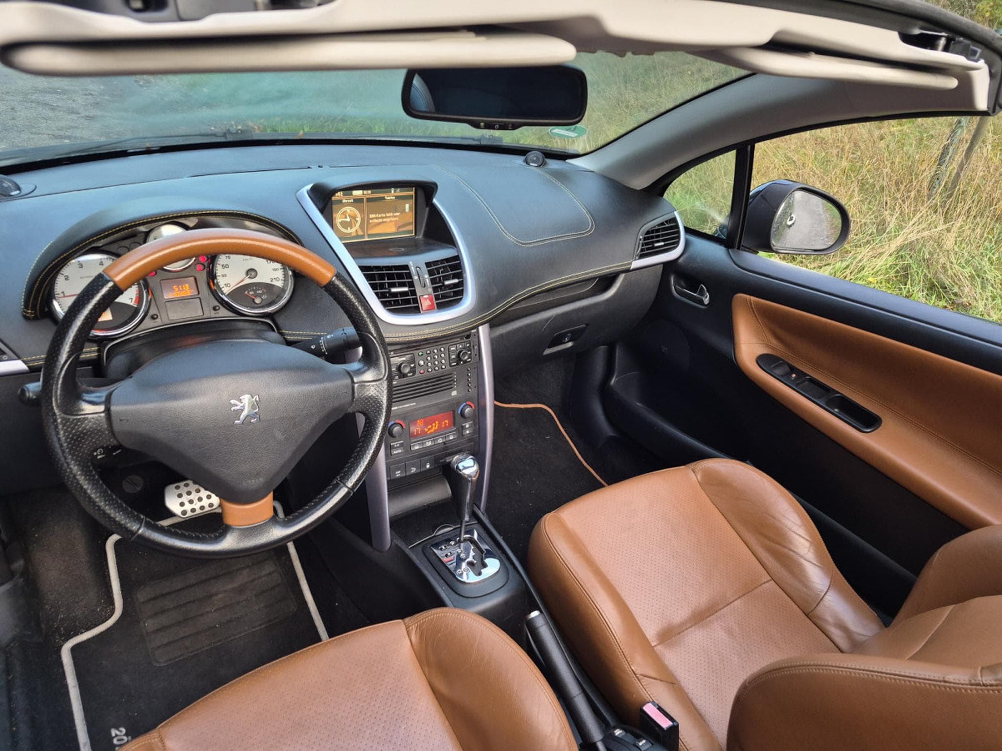 Peugeot 207 CC 1.6 (2007) - Photo 11