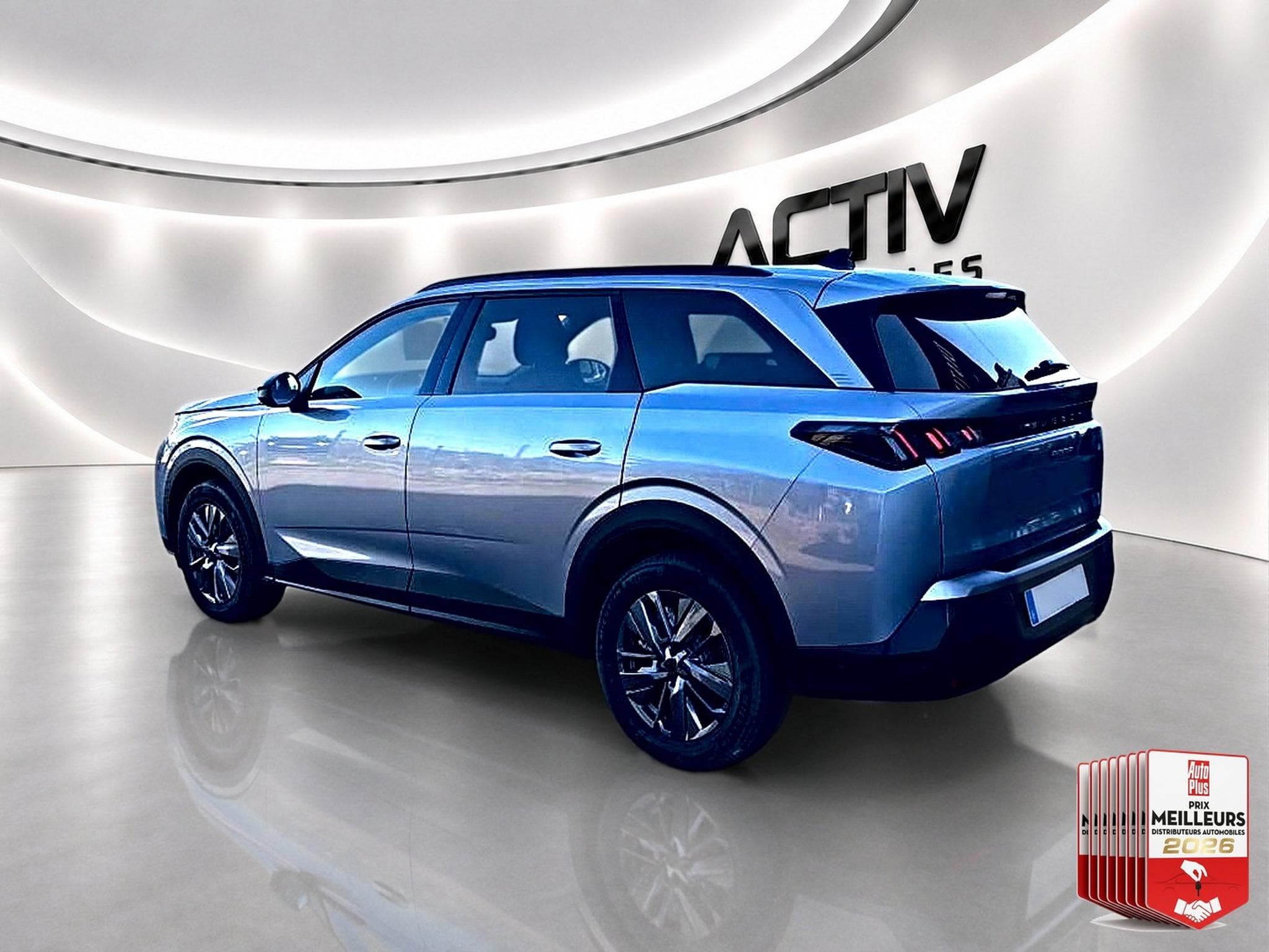 Peugeot 5008 HYBRID 145 ALLURE E-DCS6 (2025) - Photo 5
