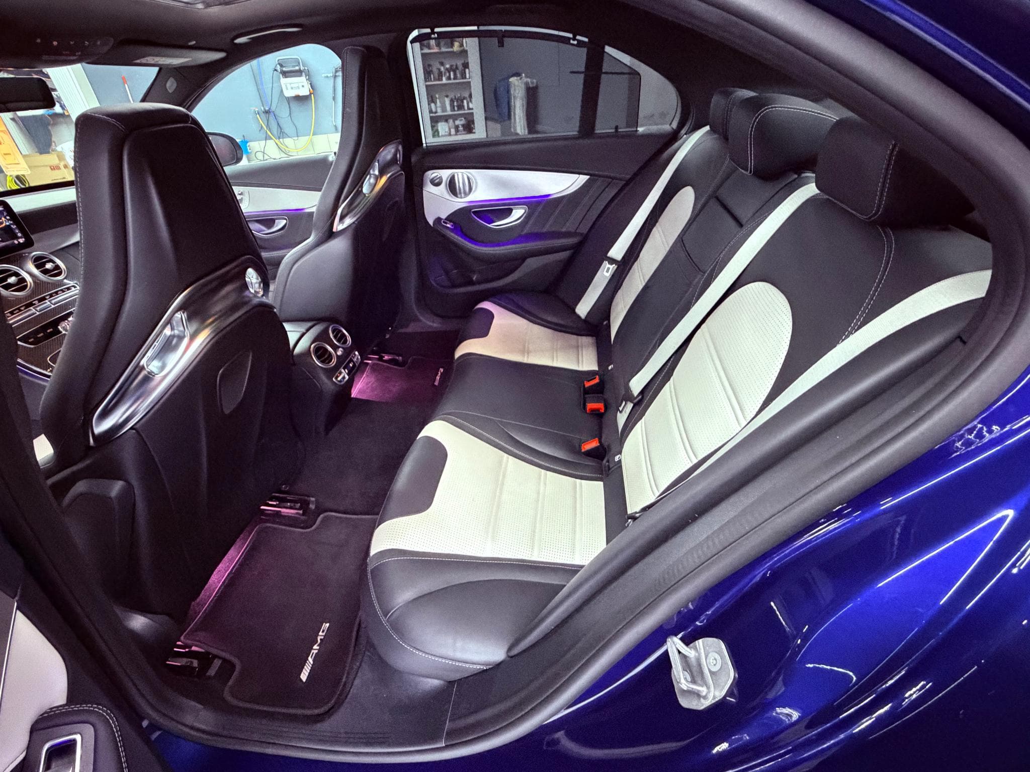 Mercedes C 63 AMG S 510 Ps Keramik Pano Sieges Sports 360° (2021) - Photo 8