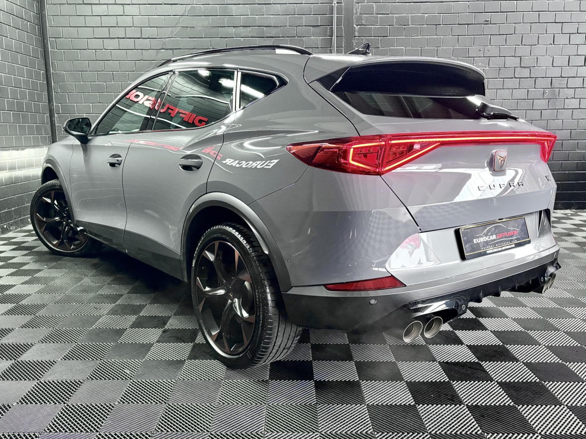 Cupra Formentor VZ 310CV 4Drive DSG7 *AKRAPOVIC*BEATS* *VSS* MATRIX* (2024) - Foto 4