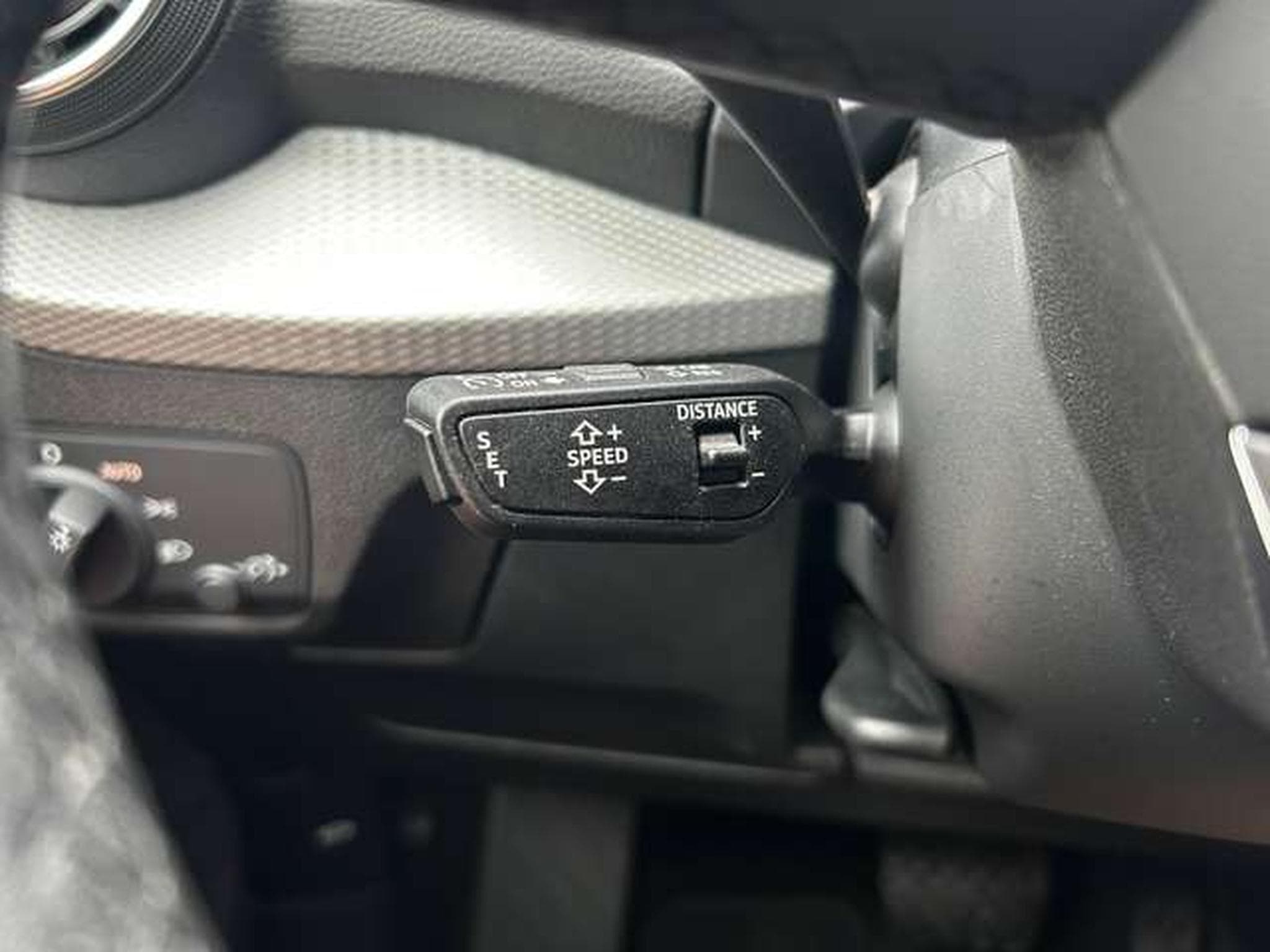 Audi Q2 30 TDi BUSINESS EDITION S-TRONIC 116 CV (2023) - Photo 9