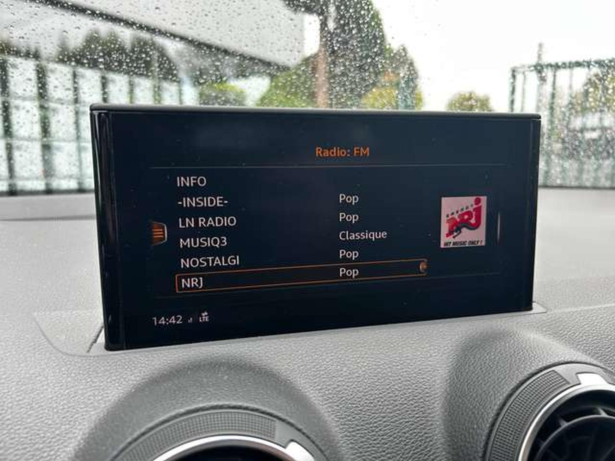 Audi Q2 30 TDi BUSINESS EDITION S-TRONIC 116 CV (2023) - Photo 14