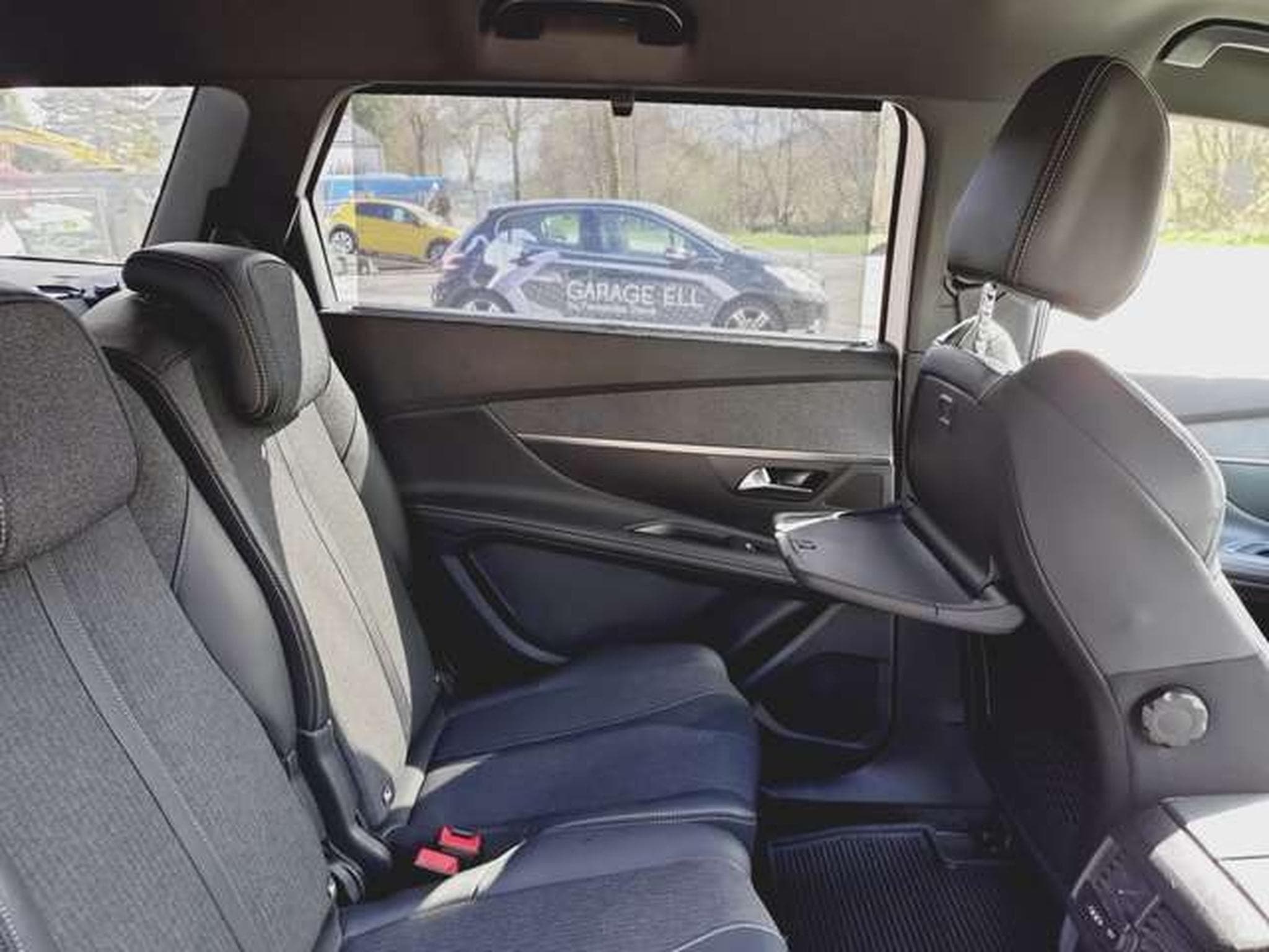 Peugeot 5008 GT-Line (2019) - Photo 6
