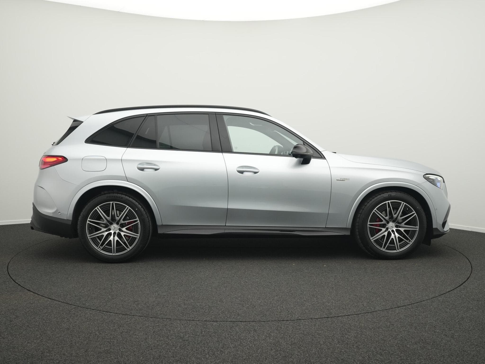 Mercedes GLC 43 AMG 4M Digital+Pano+AHK+360°+Night+Burm (2026) - Photo 5