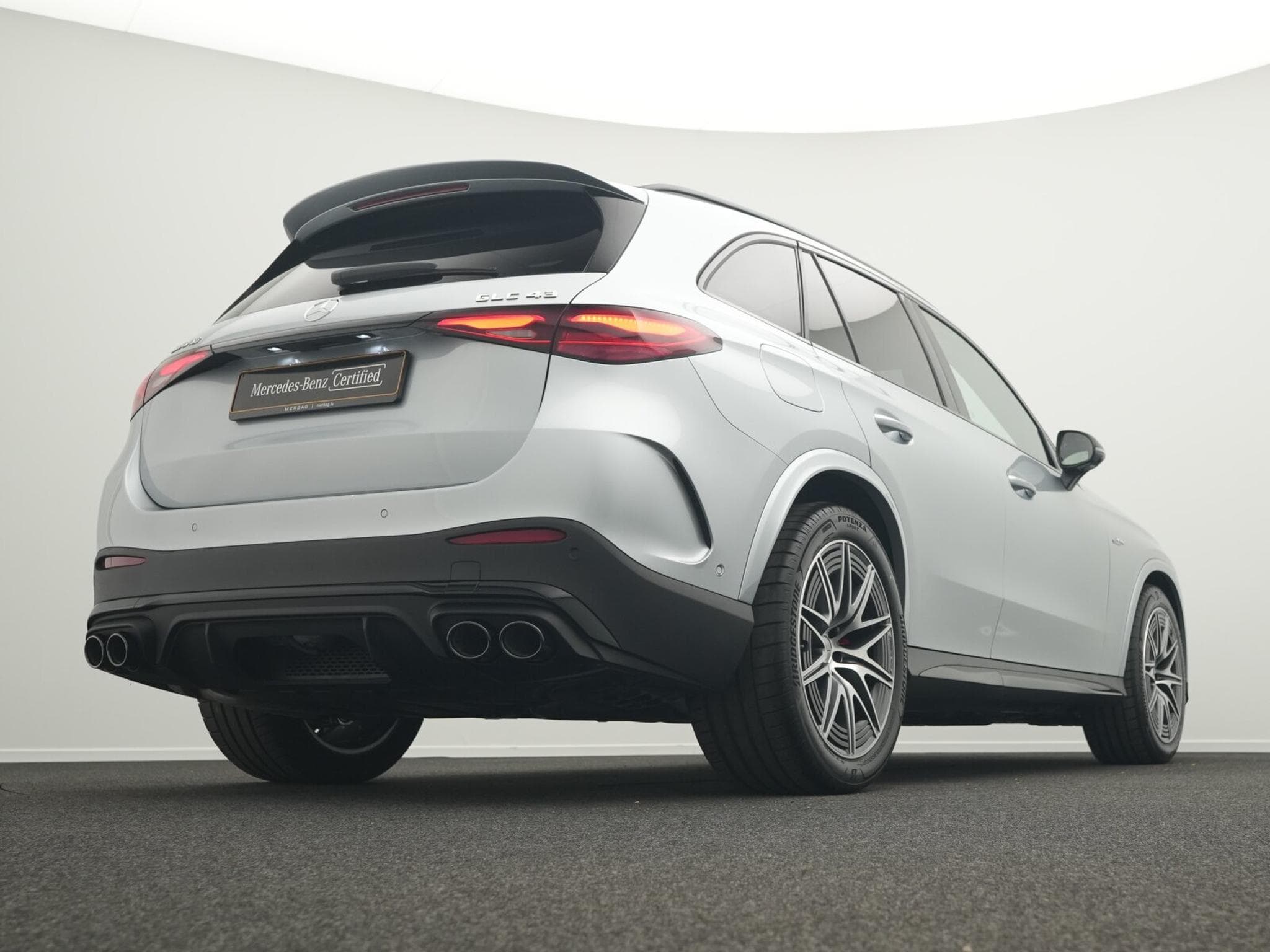 Mercedes GLC 43 AMG 4M Digital+Pano+AHK+360°+Night+Burm (2026) - Photo 11