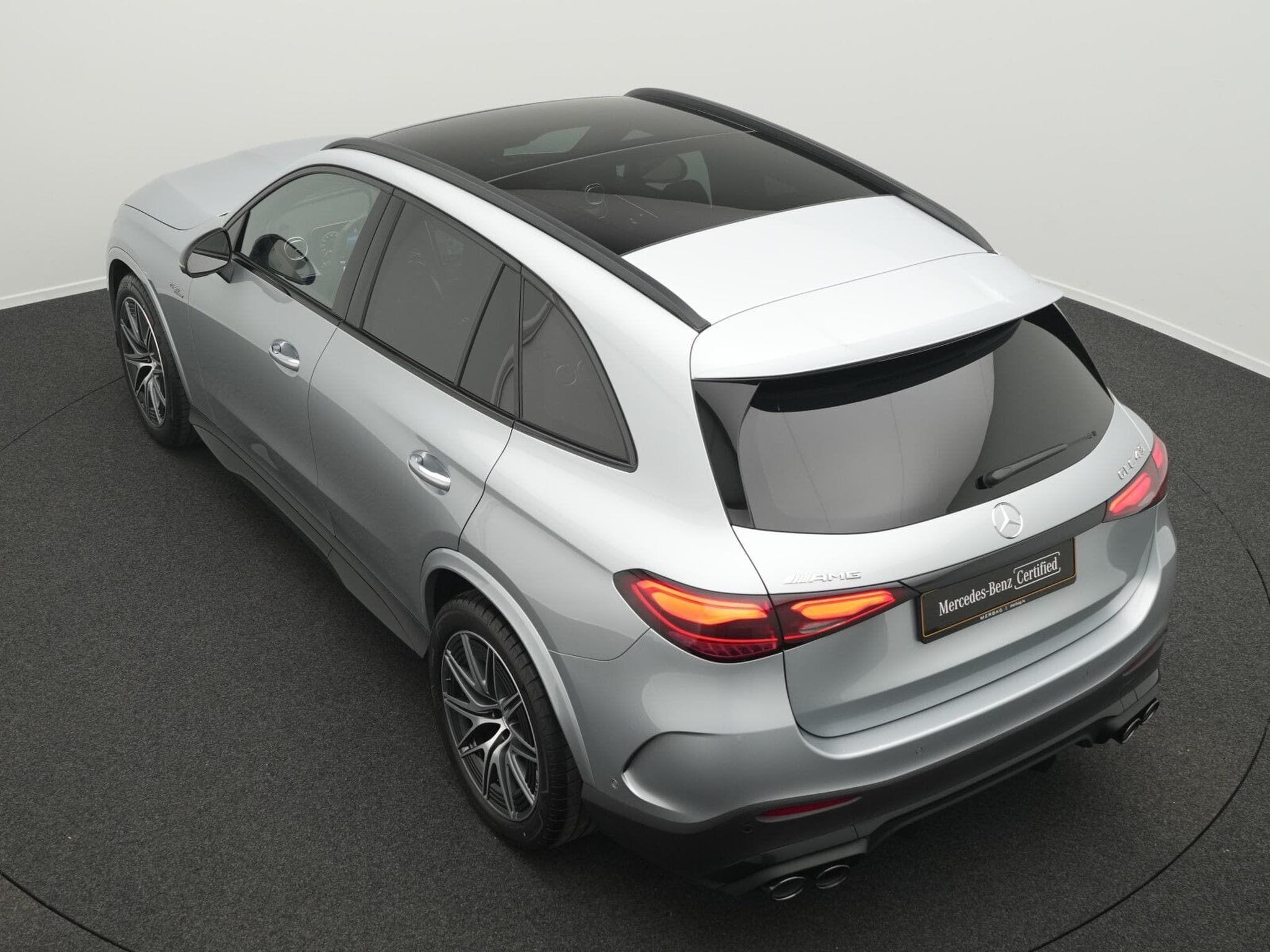 Mercedes GLC 43 AMG 4M Digital+Pano+AHK+360°+Night+Burm (2026) - Photo 13