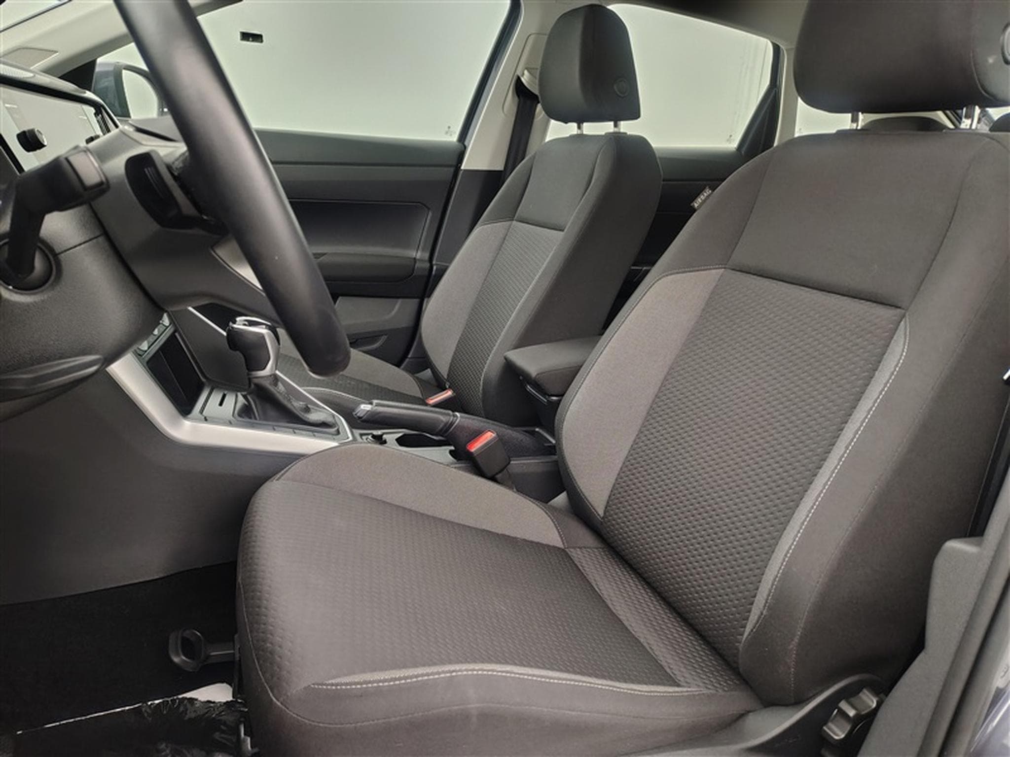 VW Taigo 1.0 TSI Life Business DSG (2024) - Photo 6