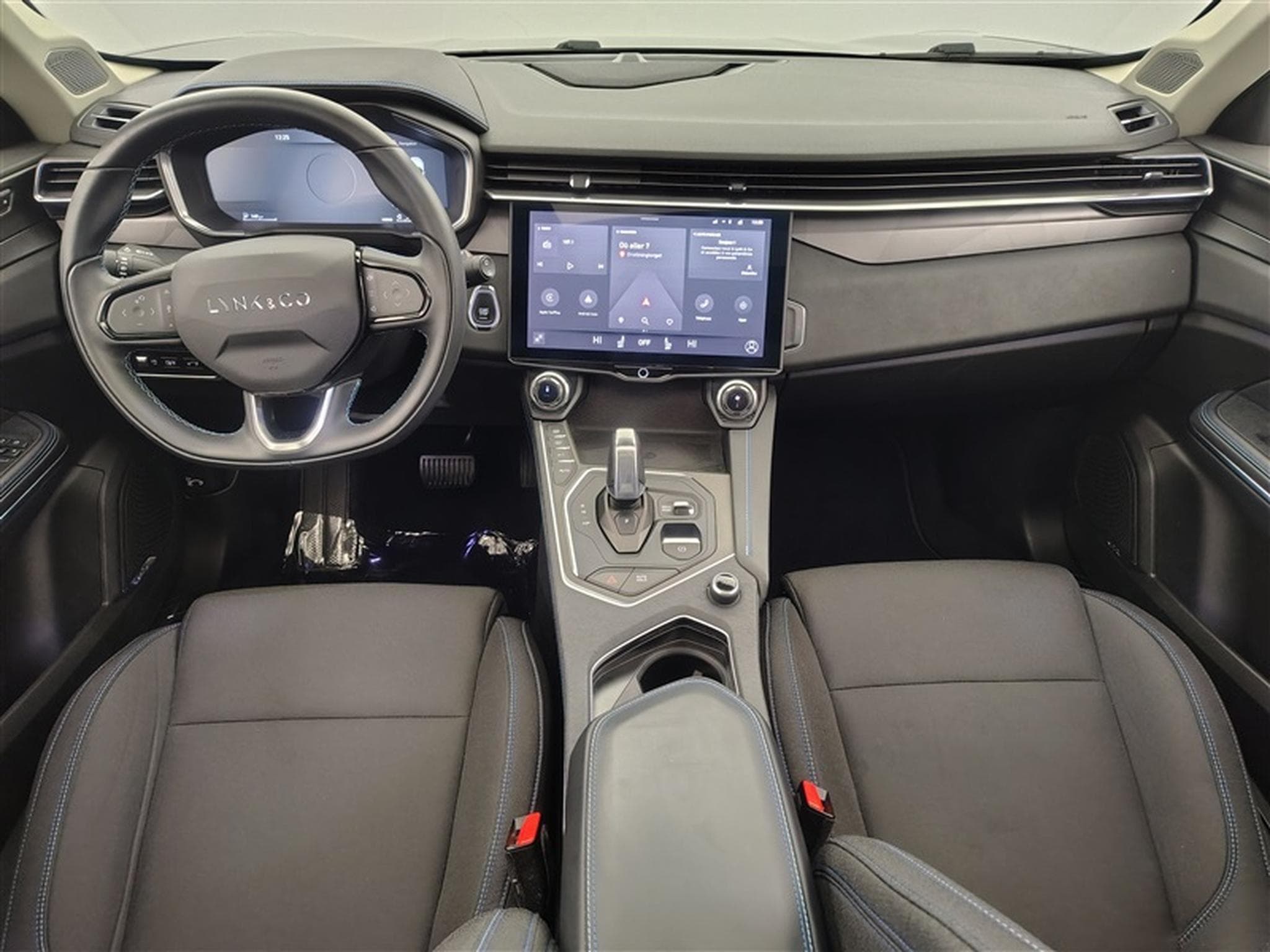 Lynk & Co 01 PHEV 1.5 Turbo 360°/CARPLAY/PANO (2023) - Photo 8
