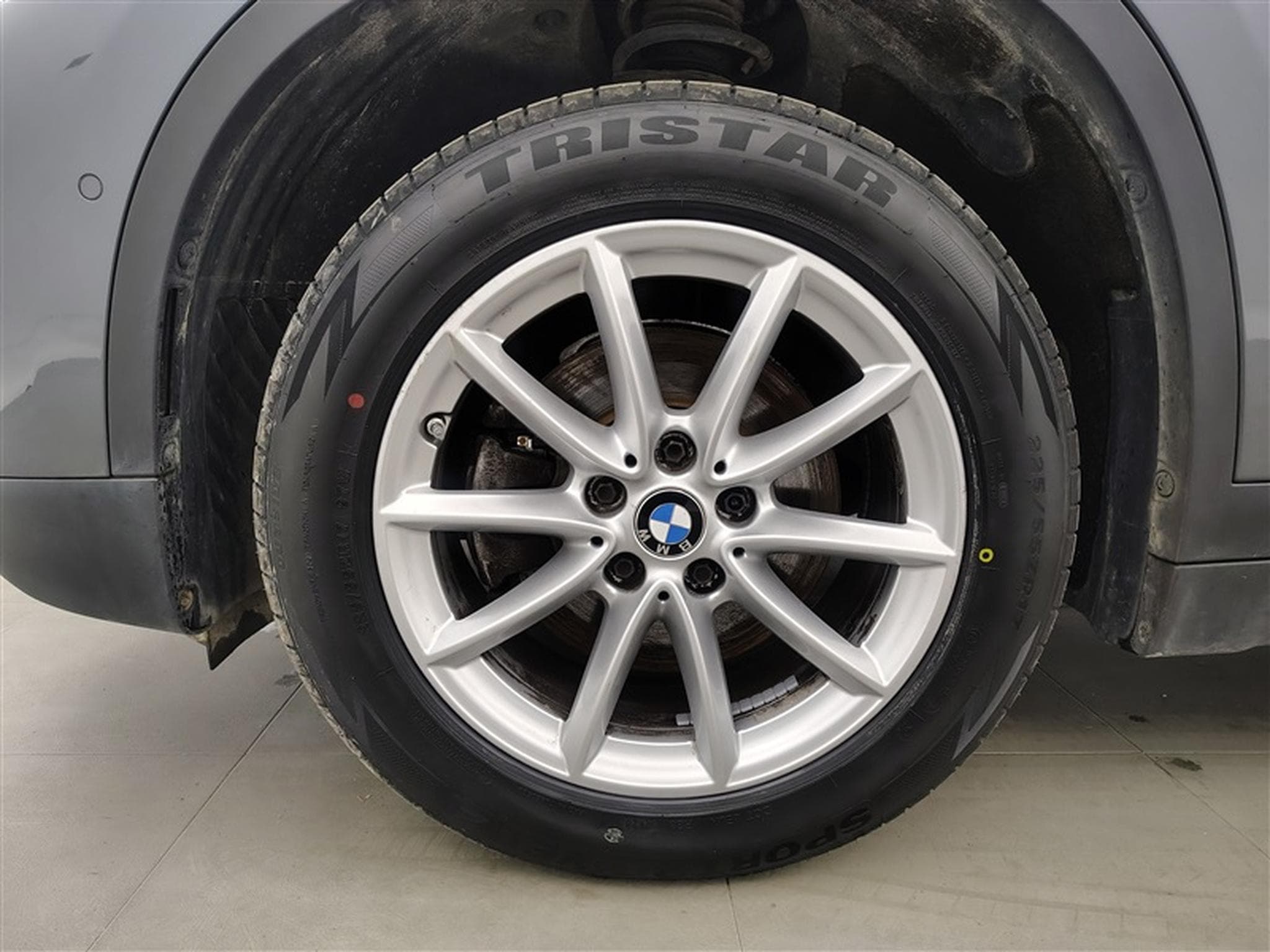 BMW X1 1.5iA sDrive18 Navi / PDC av+ar (2021) - Photo 6