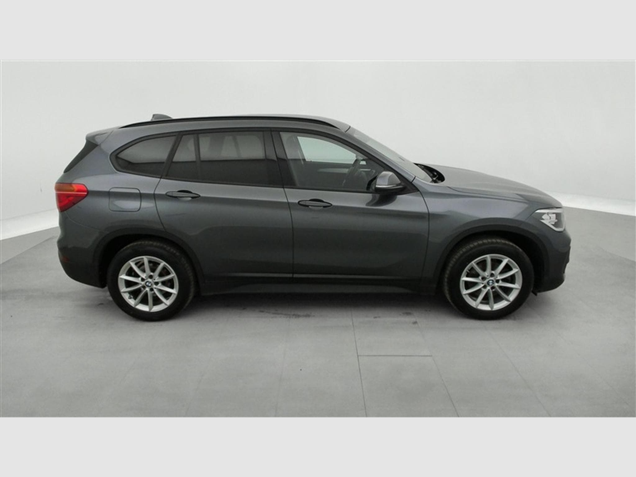 BMW X1 1.5iA sDrive18 Navi / PDC av+ar (2021) - Photo 24