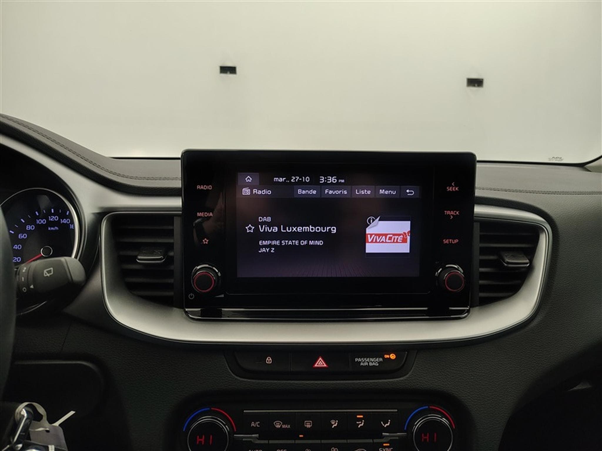 Kia Ceed Sw 1.0 T-GDi 100cv Must APPLECARPLAY / CAMERA / JA 16" (2023) - Photo 11