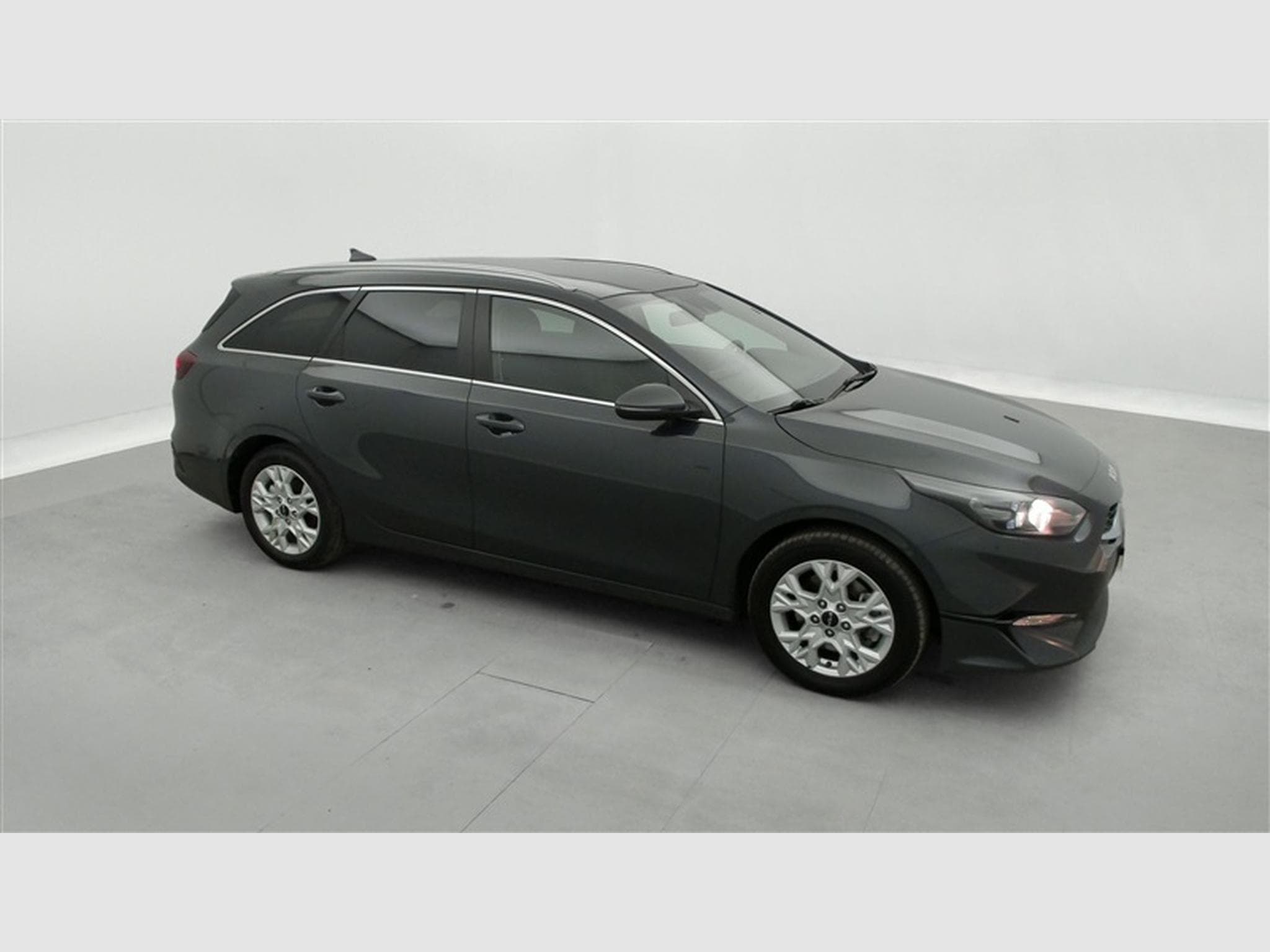 Kia Ceed Sw 1.0 T-GDi 100cv Must APPLECARPLAY / CAMERA / JA 16" (2023) - Photo 23