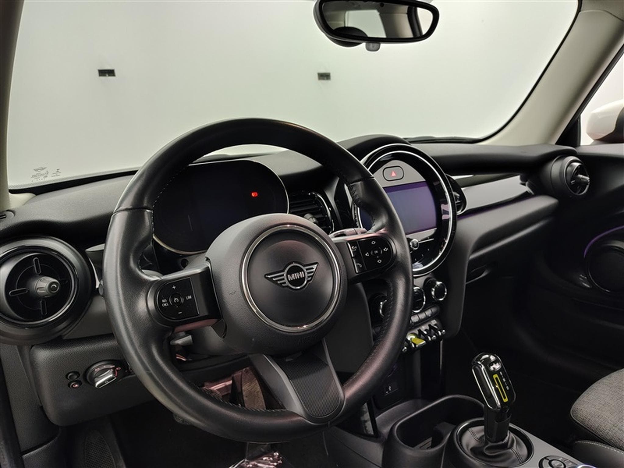 MINI Cooper 28.9 Kwh NAVI / FULL LED / S-CUIR SPORT (2022) - Photo 8