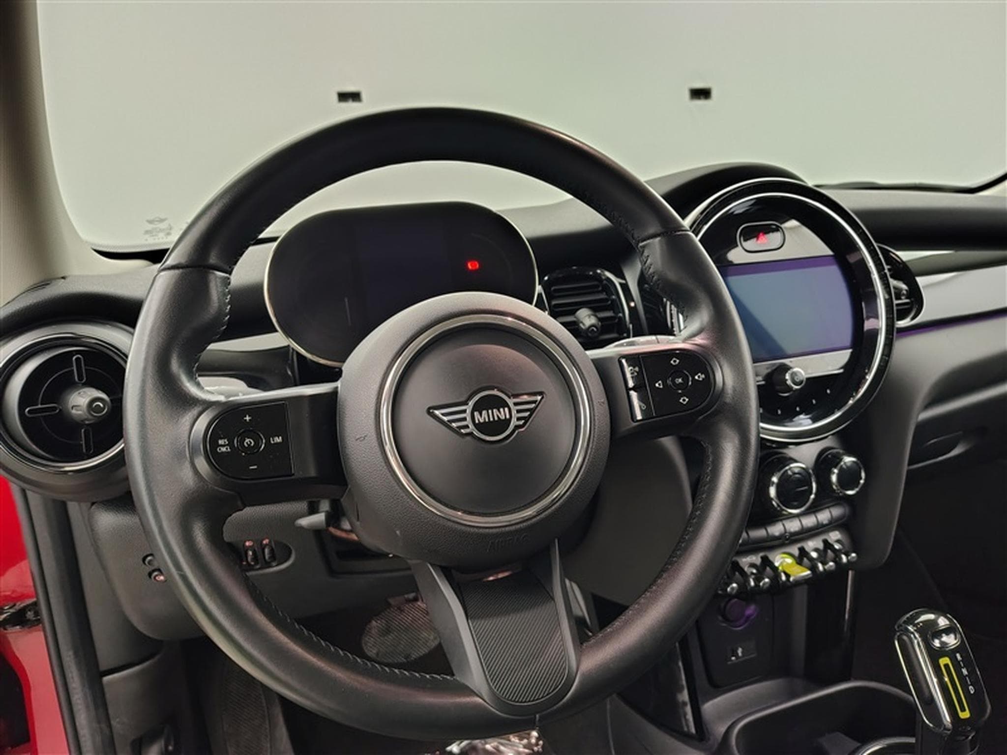 MINI Cooper 28.9 Kwh NAVI / FULL LED / S-CUIR SPORT (2022) - Photo 9